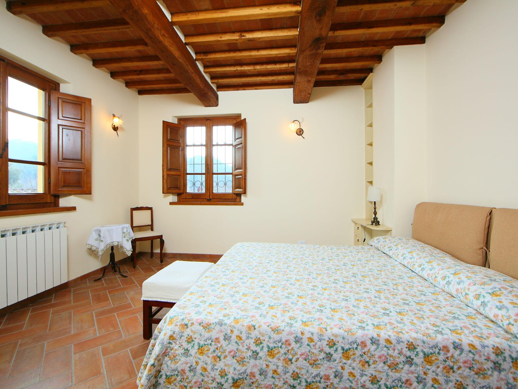 Foto 10 - Casa con 5 camere da letto a Camaiore con giardino e vista mare