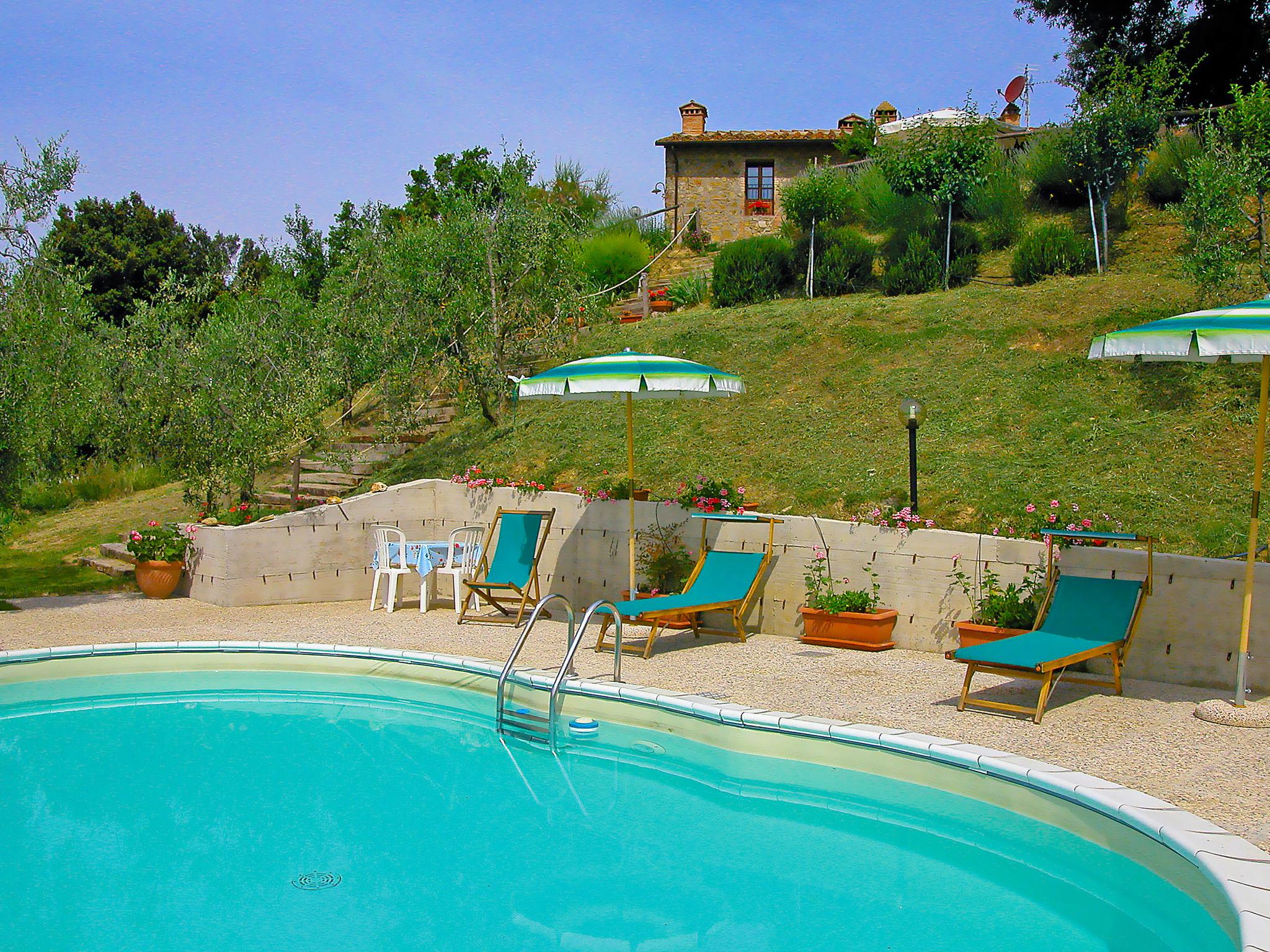 Photo 14 - 1 bedroom Apartment in Gambassi Terme with swimming pool and garden