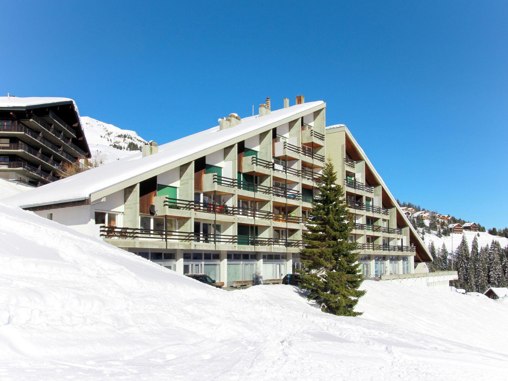 Foto 1 - Apartamento de 4 habitaciones en Val-d'Illiez con terraza y vistas a la montaña