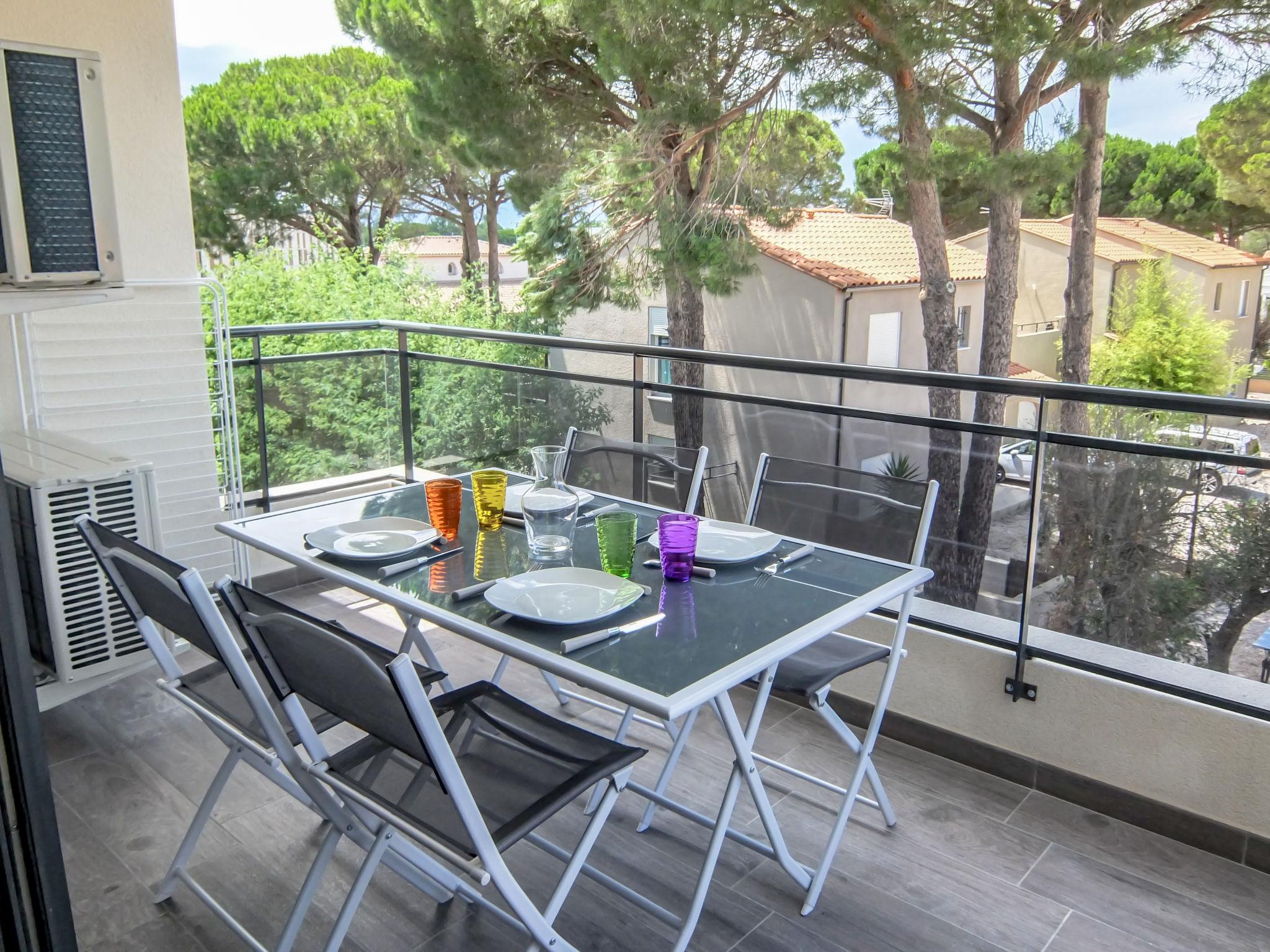 Photo 2 - 1 bedroom Apartment in Argelès-sur-Mer with swimming pool and terrace