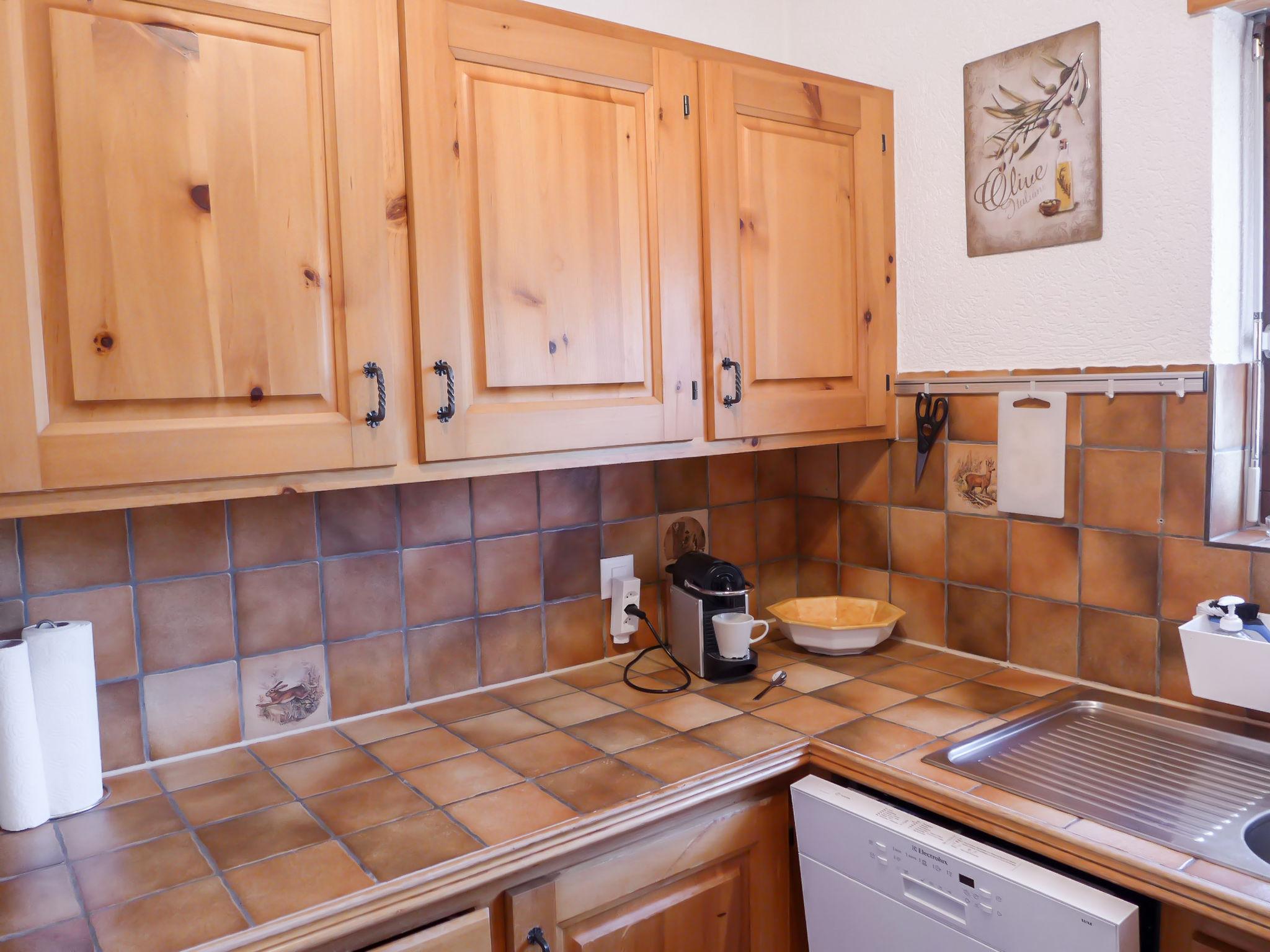 Photo 11 - 3 bedroom Apartment in Ollon with sauna and mountain view