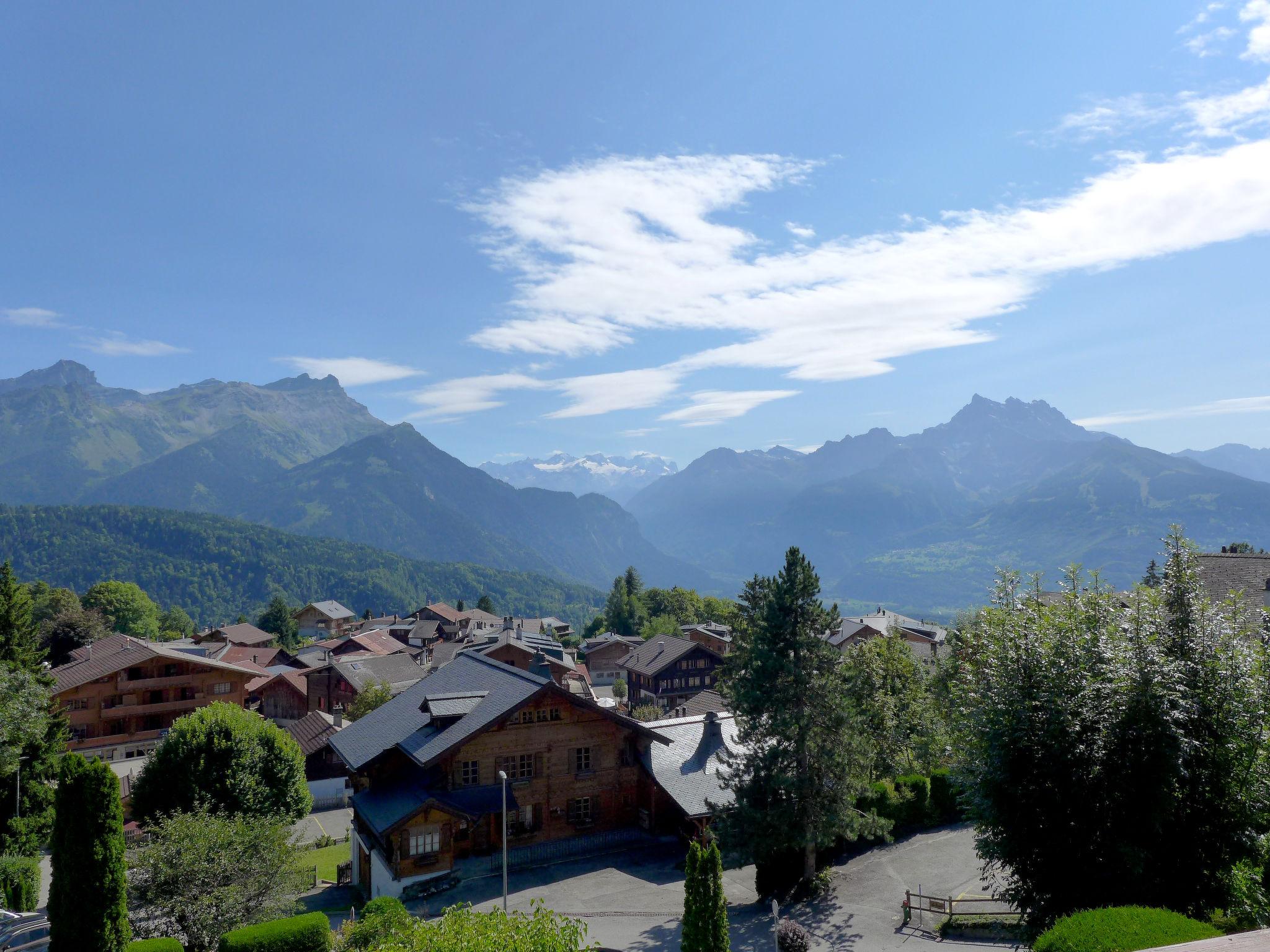 Foto 12 - Appartamento con 3 camere da letto a Ollon con sauna e vista sulle montagne