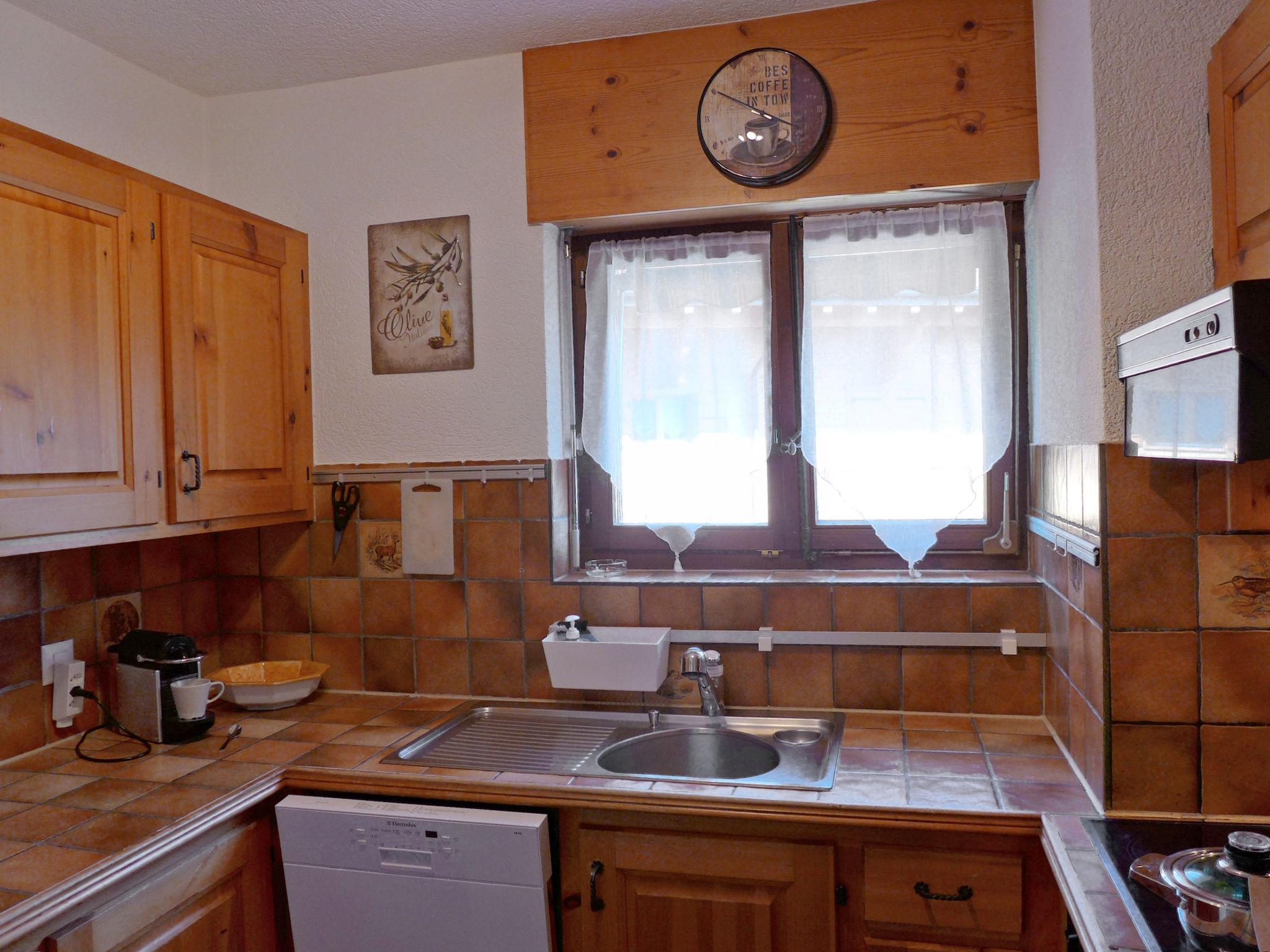 Photo 9 - 3 bedroom Apartment in Ollon with sauna and mountain view