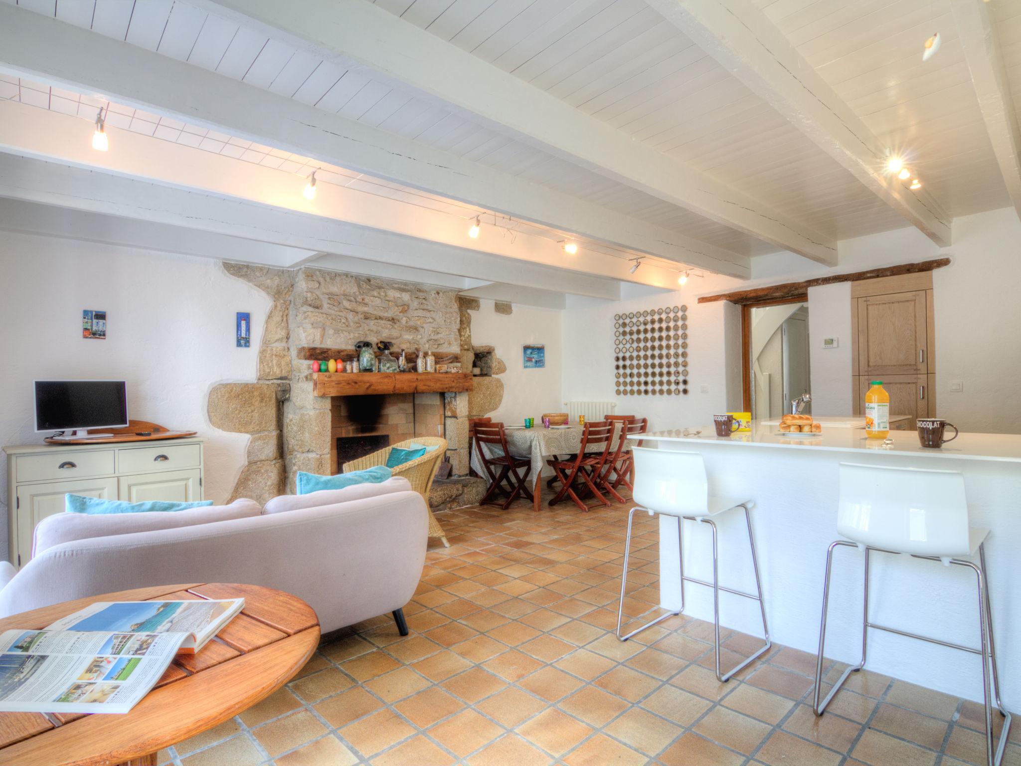 Photo 1 - 2 bedroom House in Saint-Pierre-Quiberon with terrace and sea view