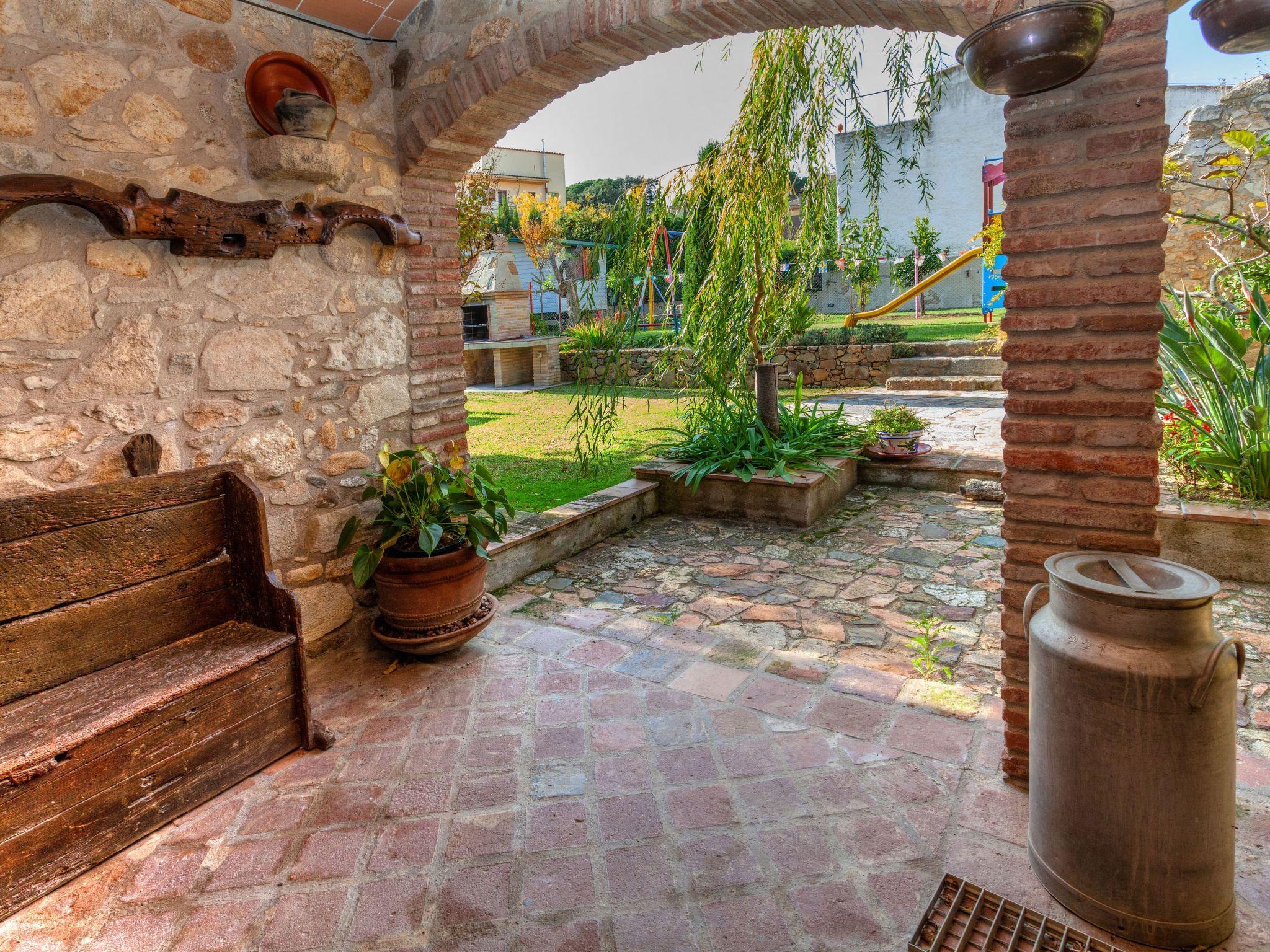 Foto 16 - Haus mit 4 Schlafzimmern in Calonge i Sant Antoni mit privater pool und blick aufs meer