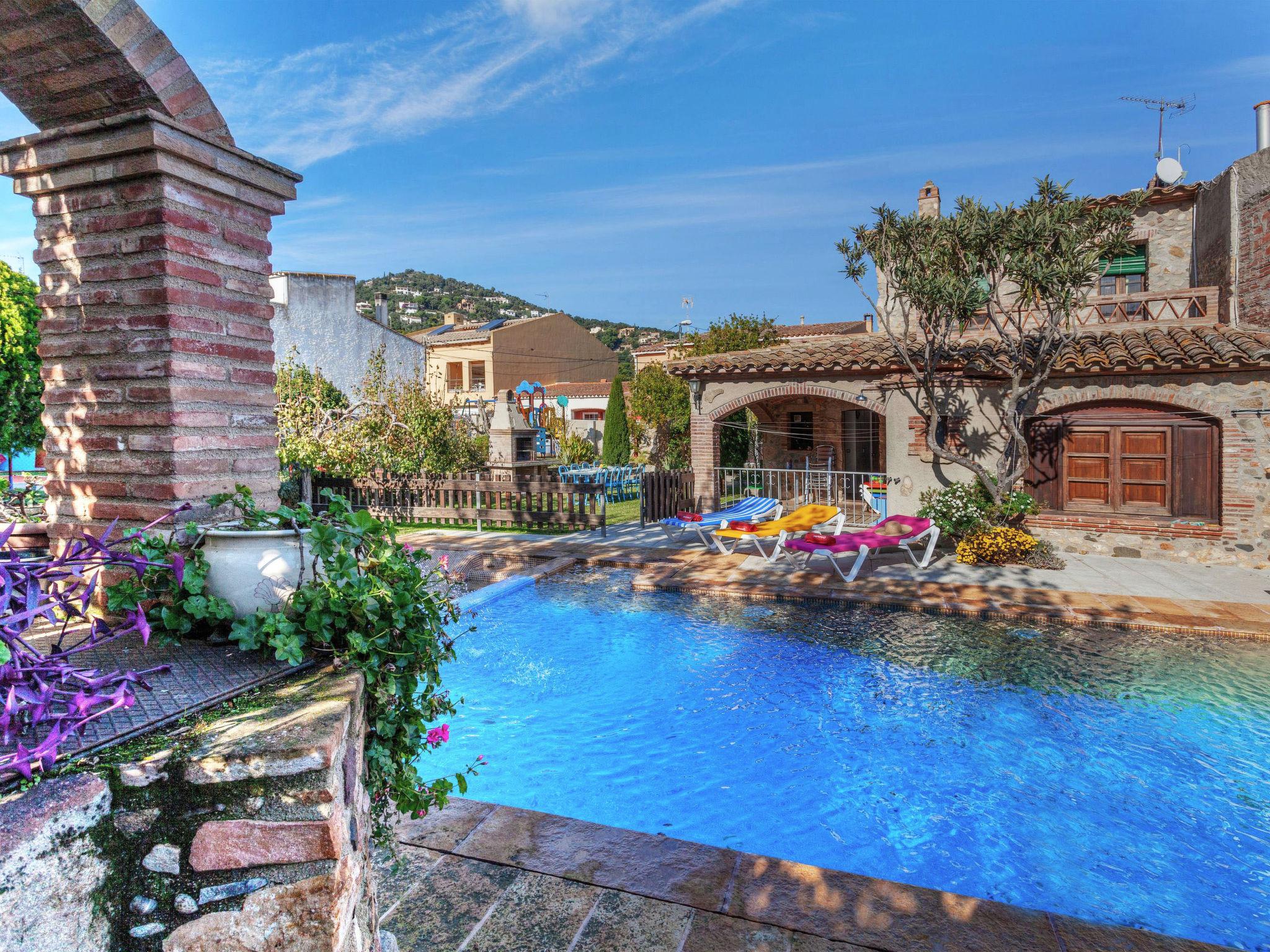 Foto 14 - Casa de 4 quartos em Calonge i Sant Antoni com piscina privada e vistas do mar