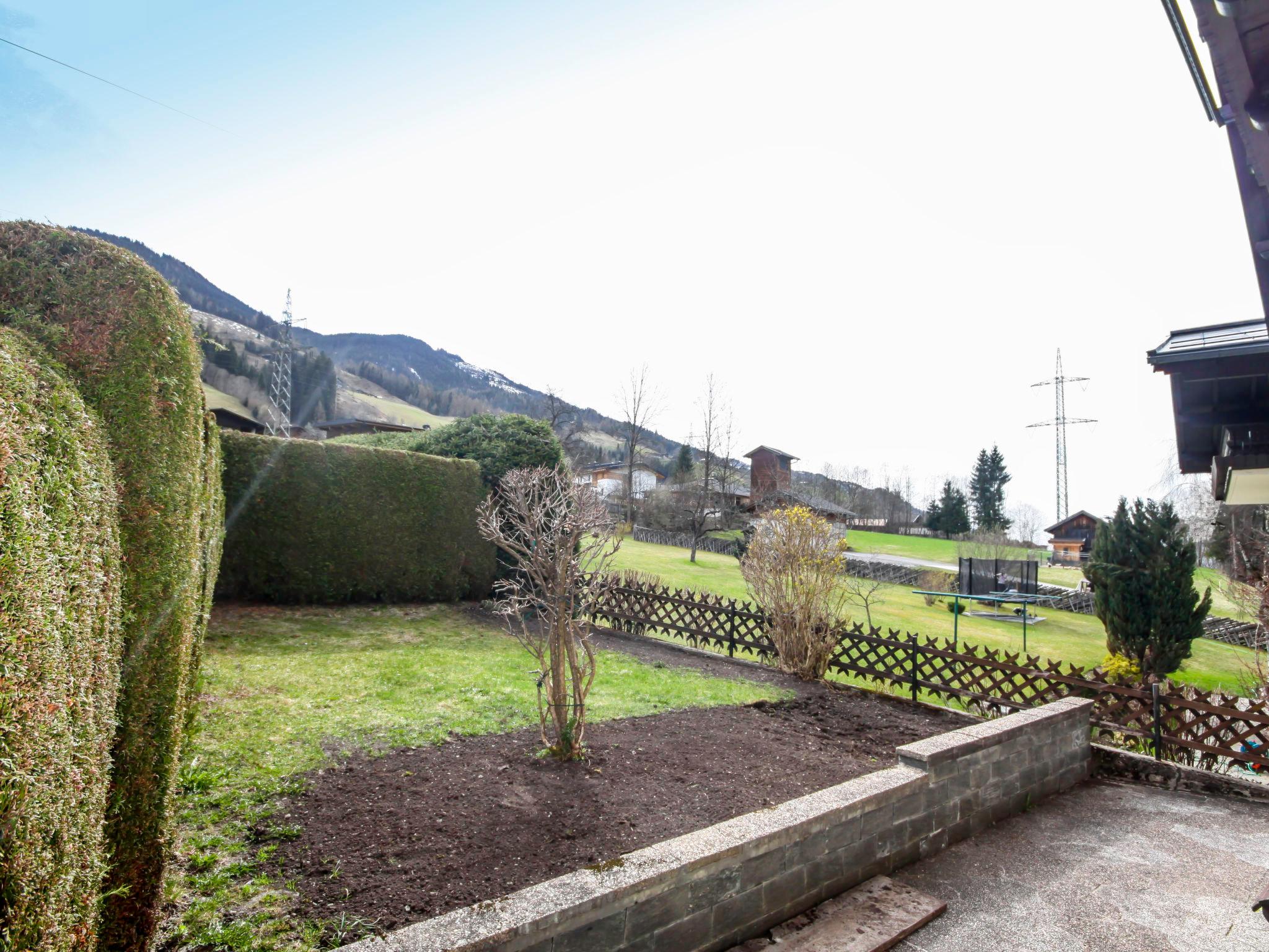 Photo 26 - Maison de 4 chambres à Bruck an der Großglocknerstraße avec jardin et terrasse