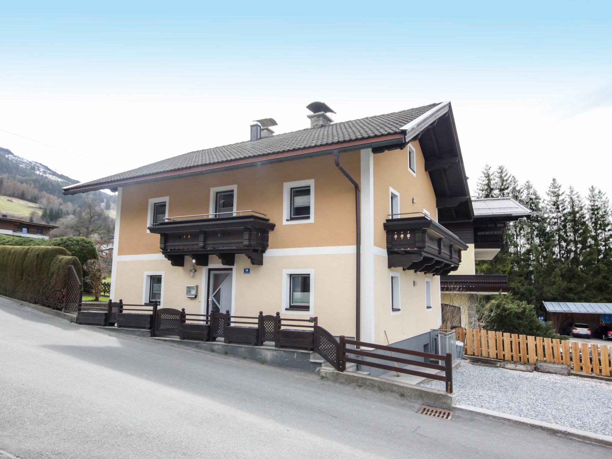 Photo 25 - Maison de 4 chambres à Bruck an der Großglocknerstraße avec terrasse et vues sur la montagne