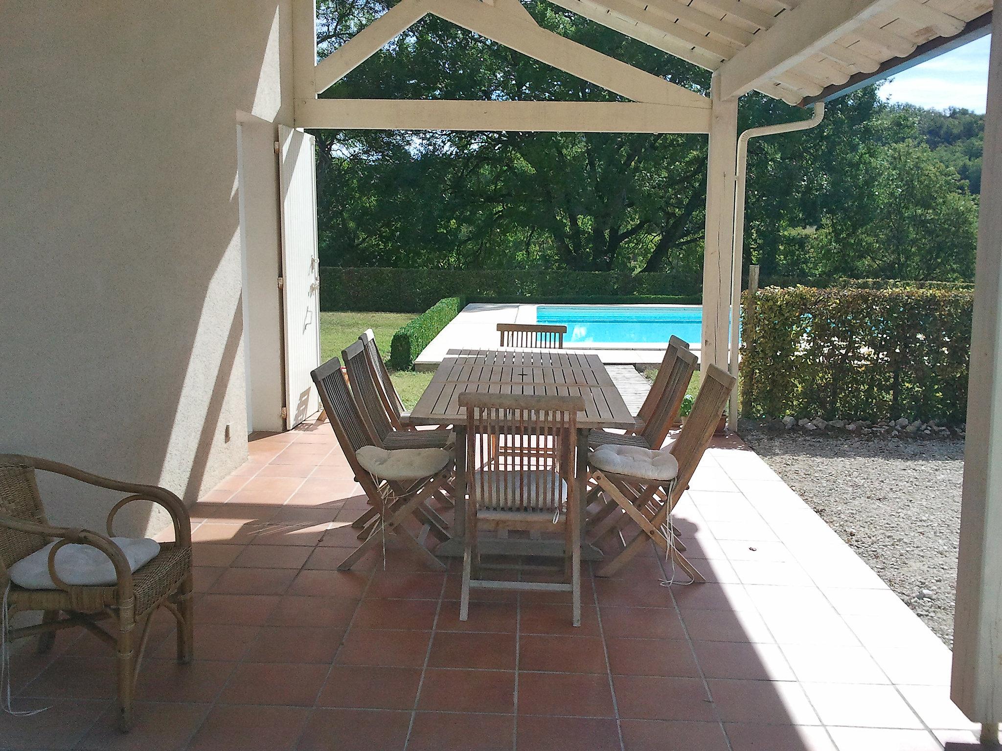 Photo 3 - Maison de 3 chambres à Barguelonne-en-Quercy avec jardin et terrasse