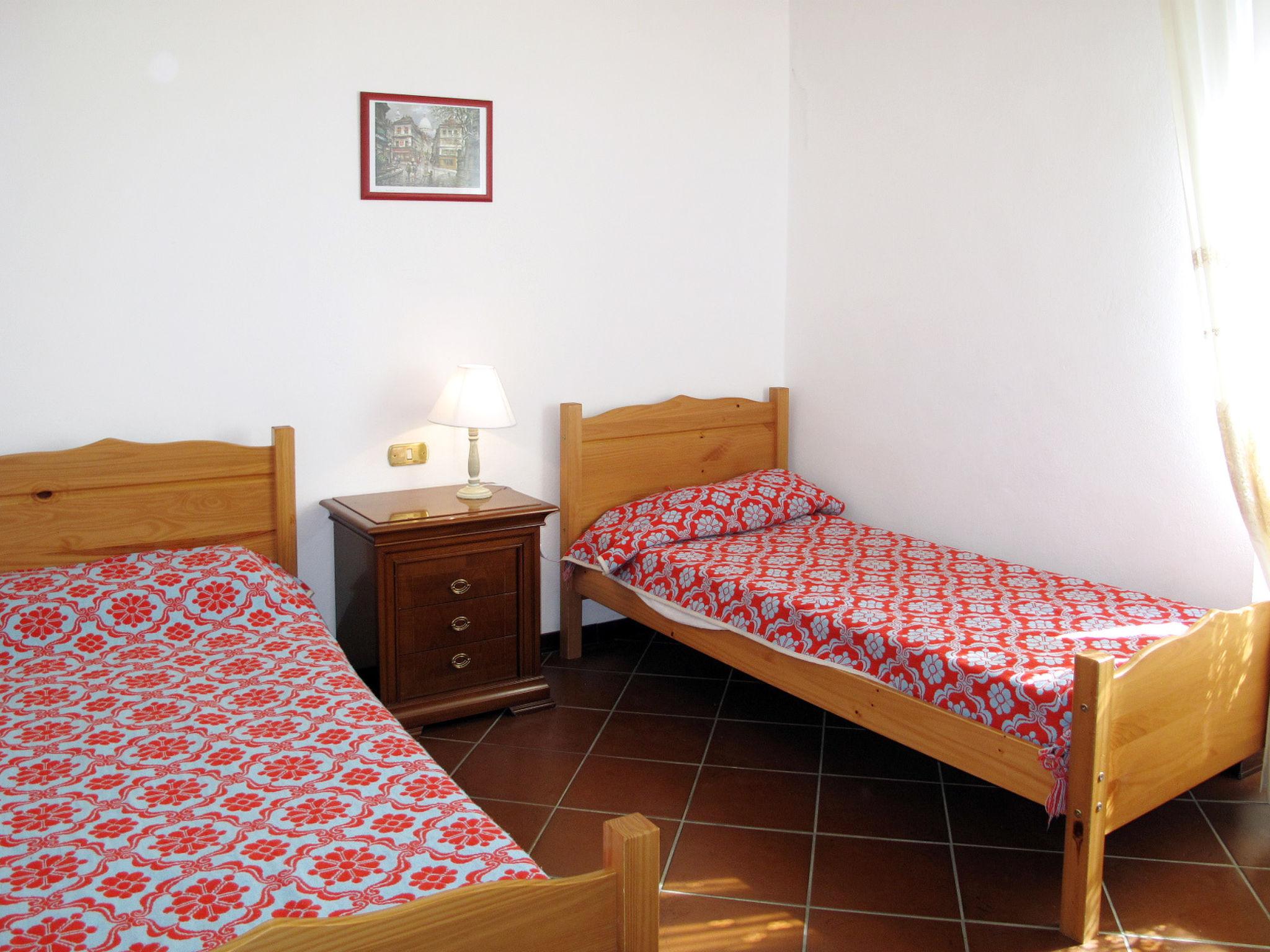 Foto 9 - Casa con 2 camere da letto a Dolcedo con piscina e terrazza