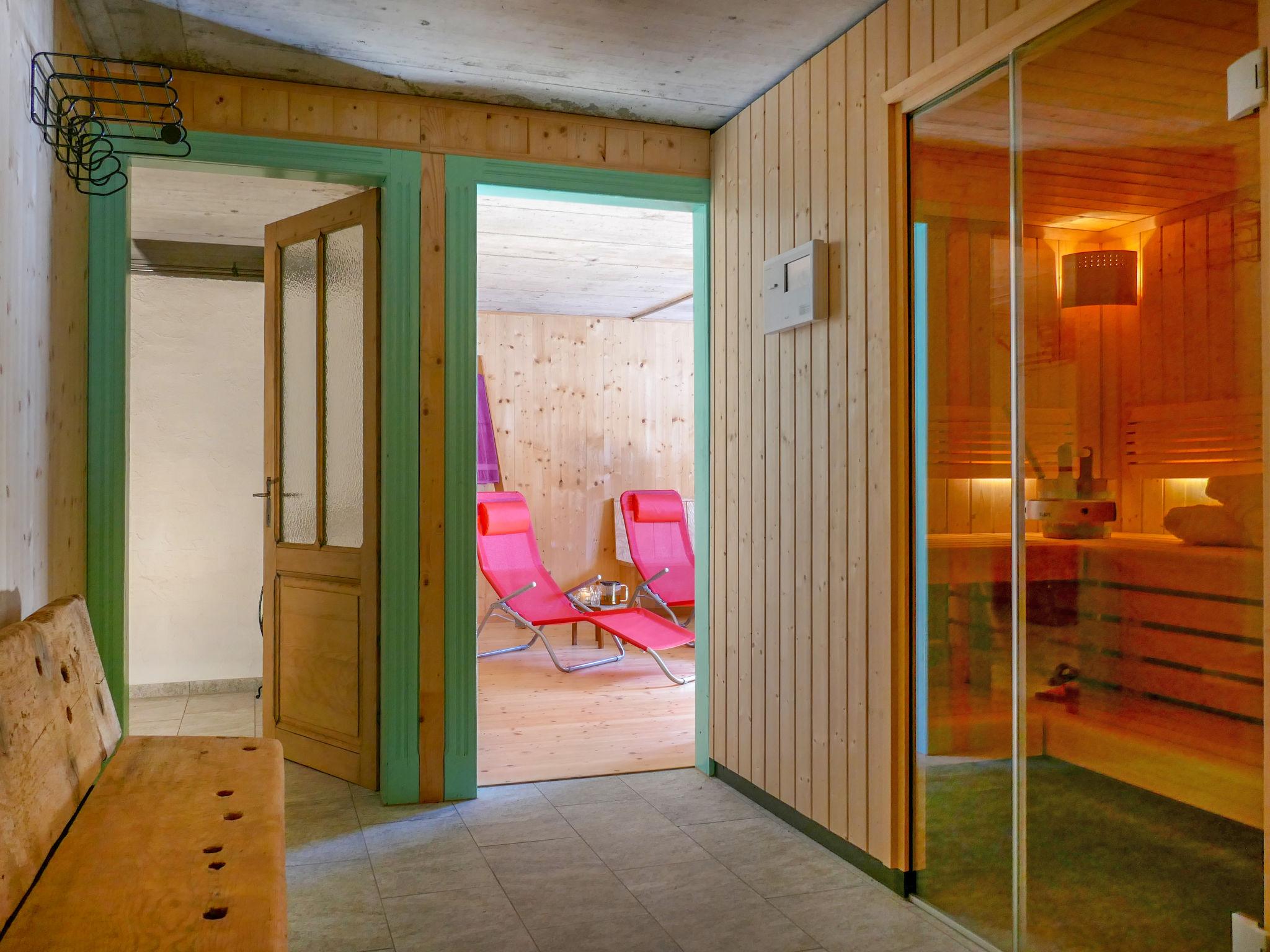 Foto 16 - Casa de 2 quartos em Blenio com jardim e sauna