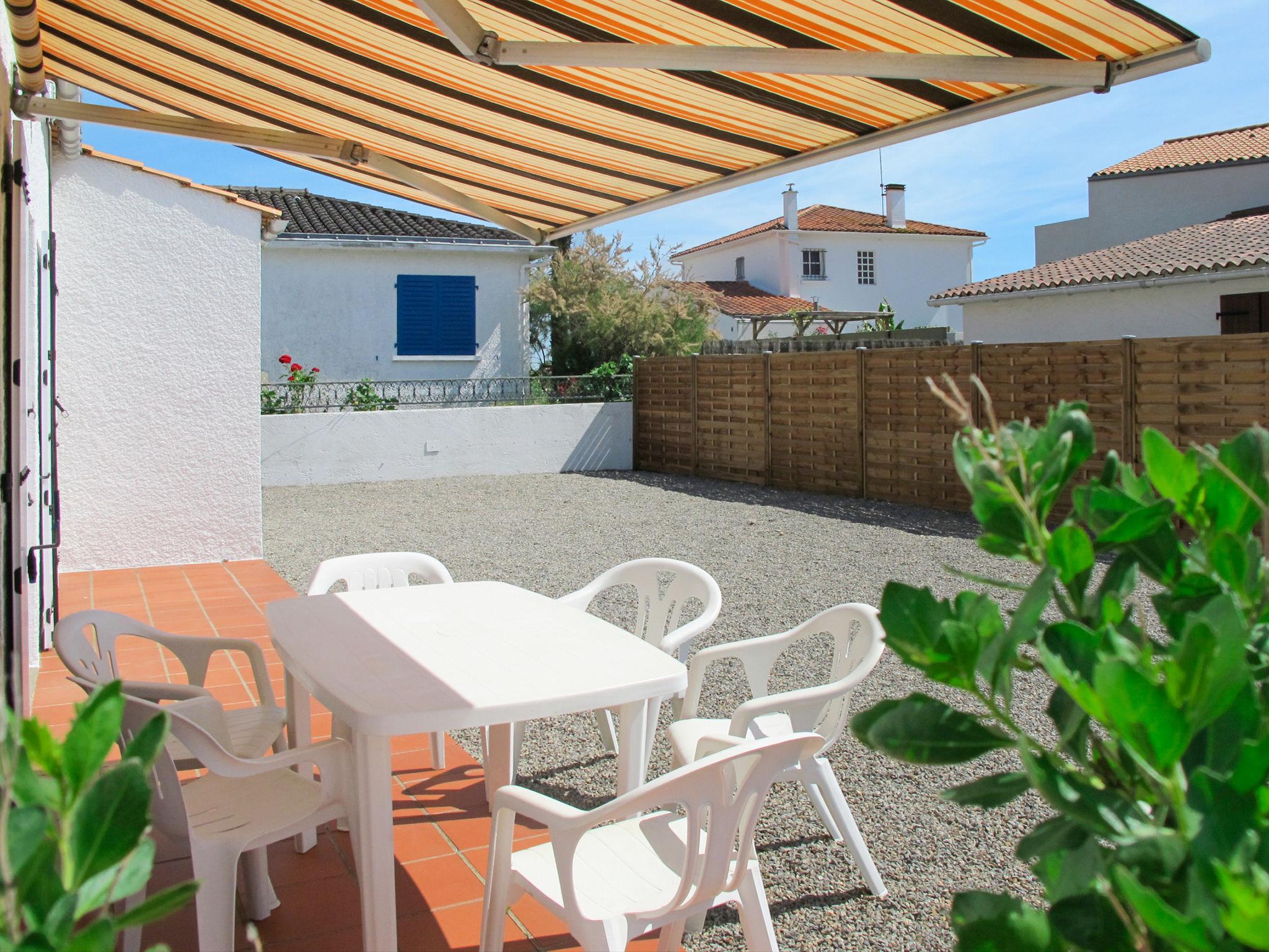 Foto 15 - Casa de 2 habitaciones en La Tranche-sur-Mer con terraza y vistas al mar