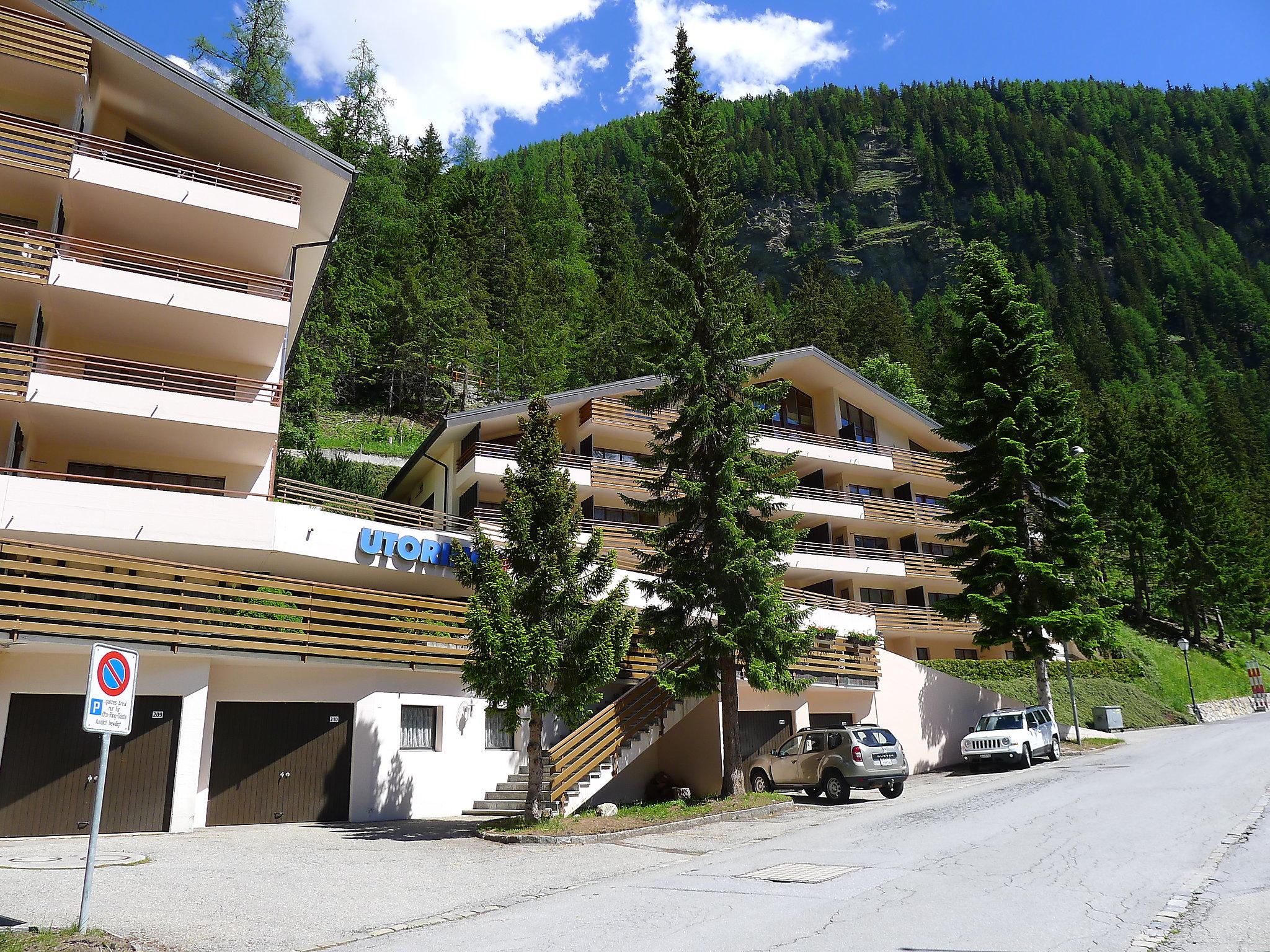 Photo 1 - Appartement de 1 chambre à Loeche-les-Bains avec vues sur la montagne