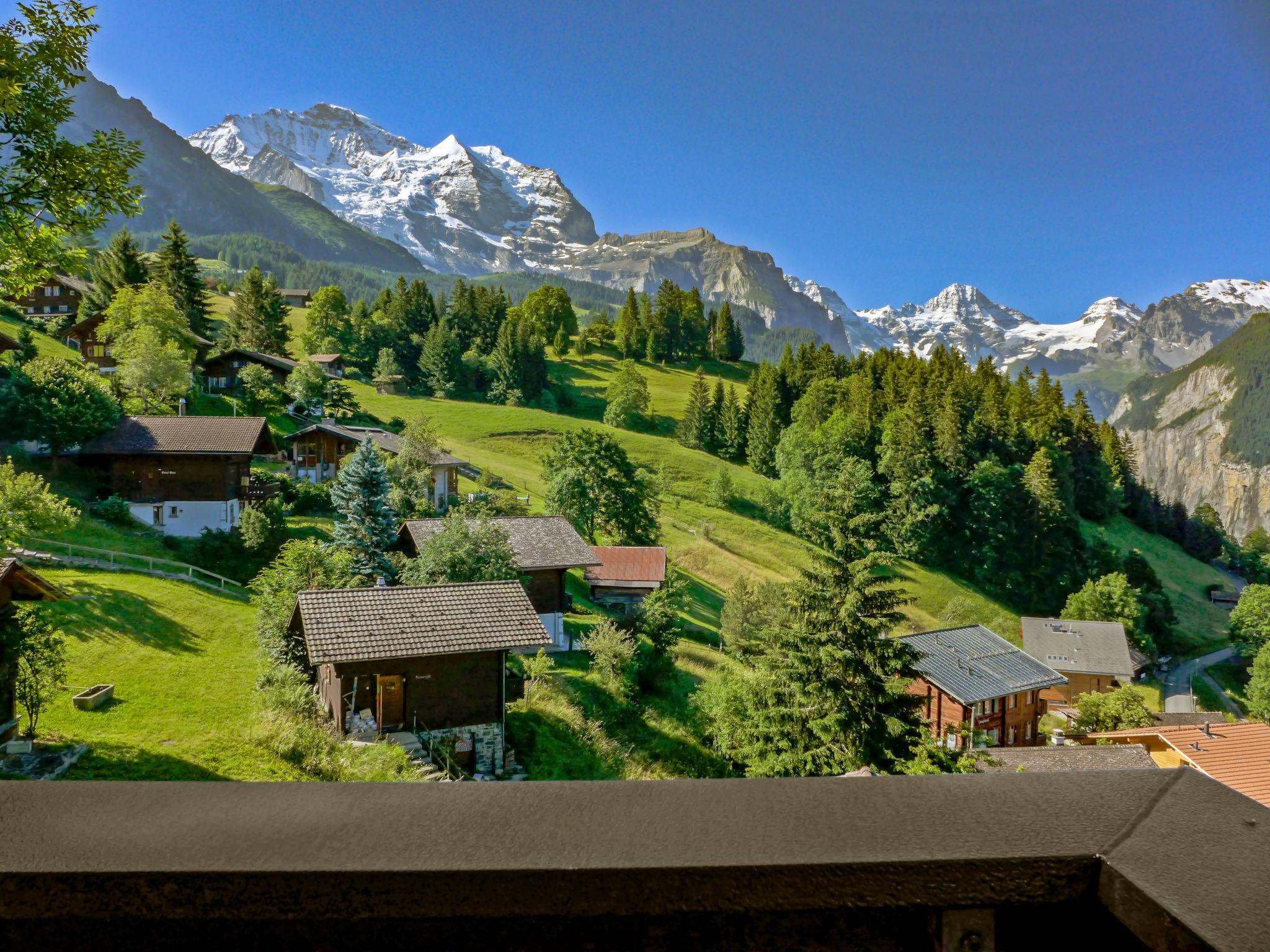 Photo 18 - Appartement de 2 chambres à Lauterbrunnen avec vues sur la montagne