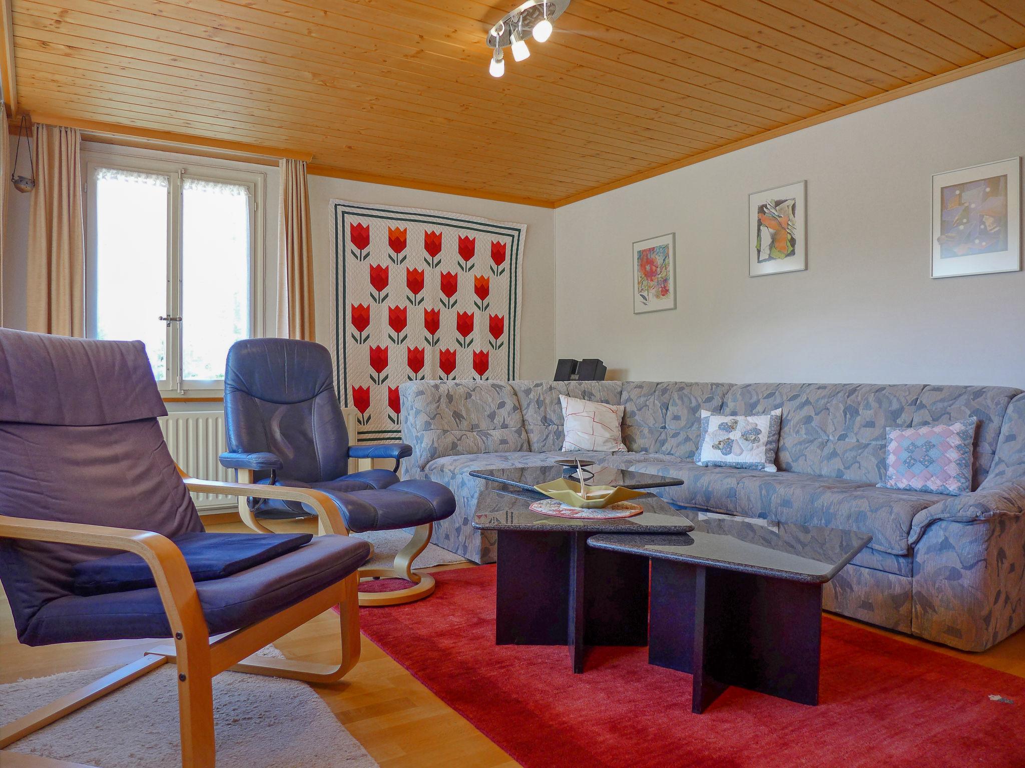 Foto 1 - Apartamento de 2 quartos em Lauterbrunnen com vista para a montanha