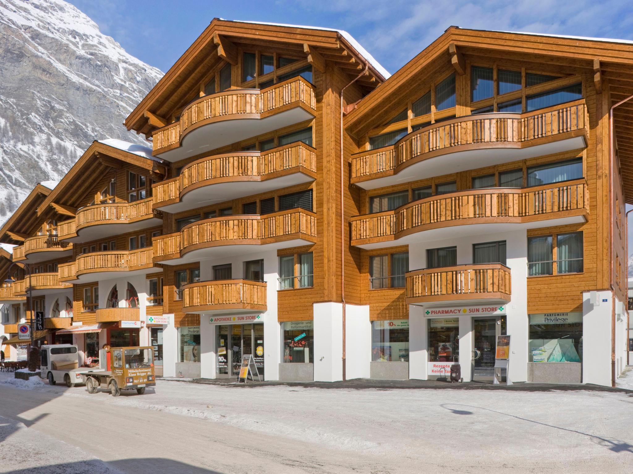 Foto 1 - Apartamento en Zermatt con vistas a la montaña