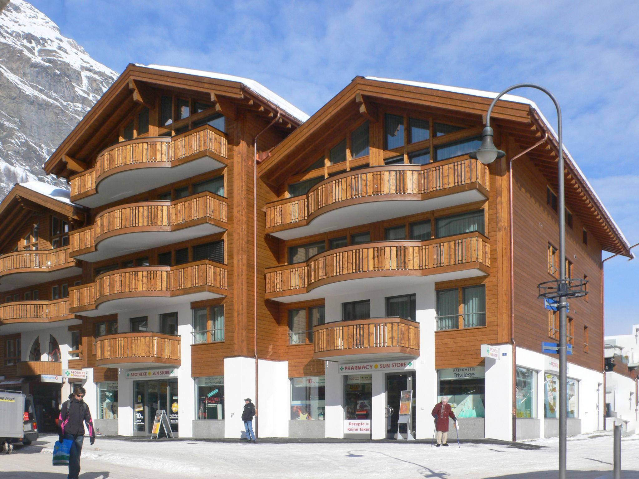 Photo 6 - Appartement de 2 chambres à Zermatt avec vues sur la montagne