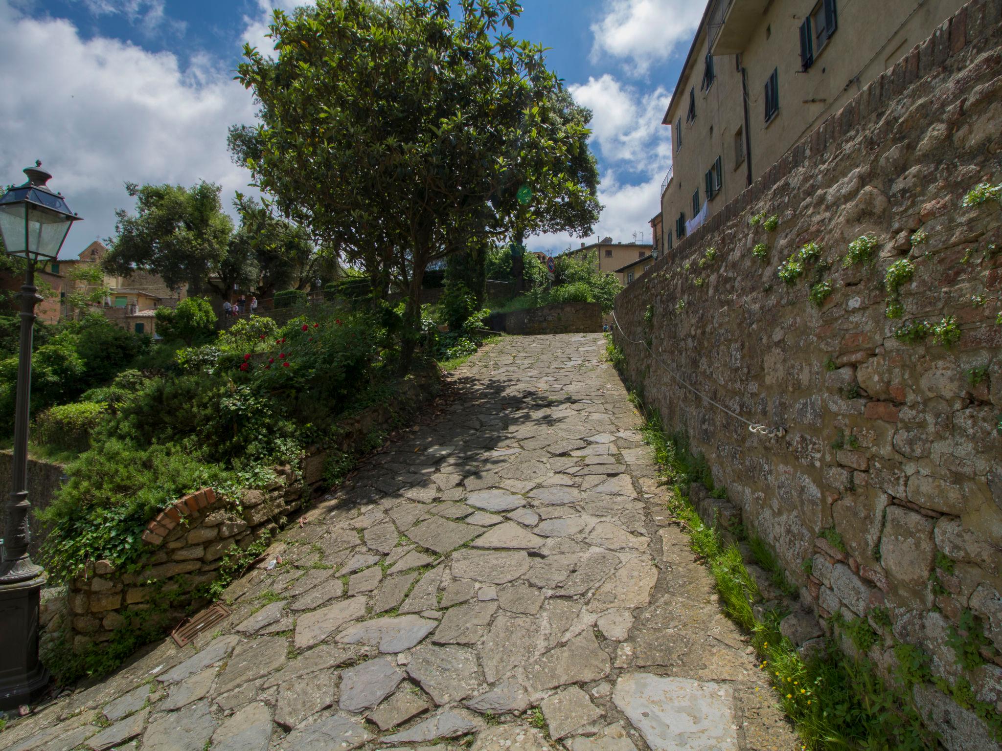 Photo 18 - 1 bedroom Apartment in Volterra