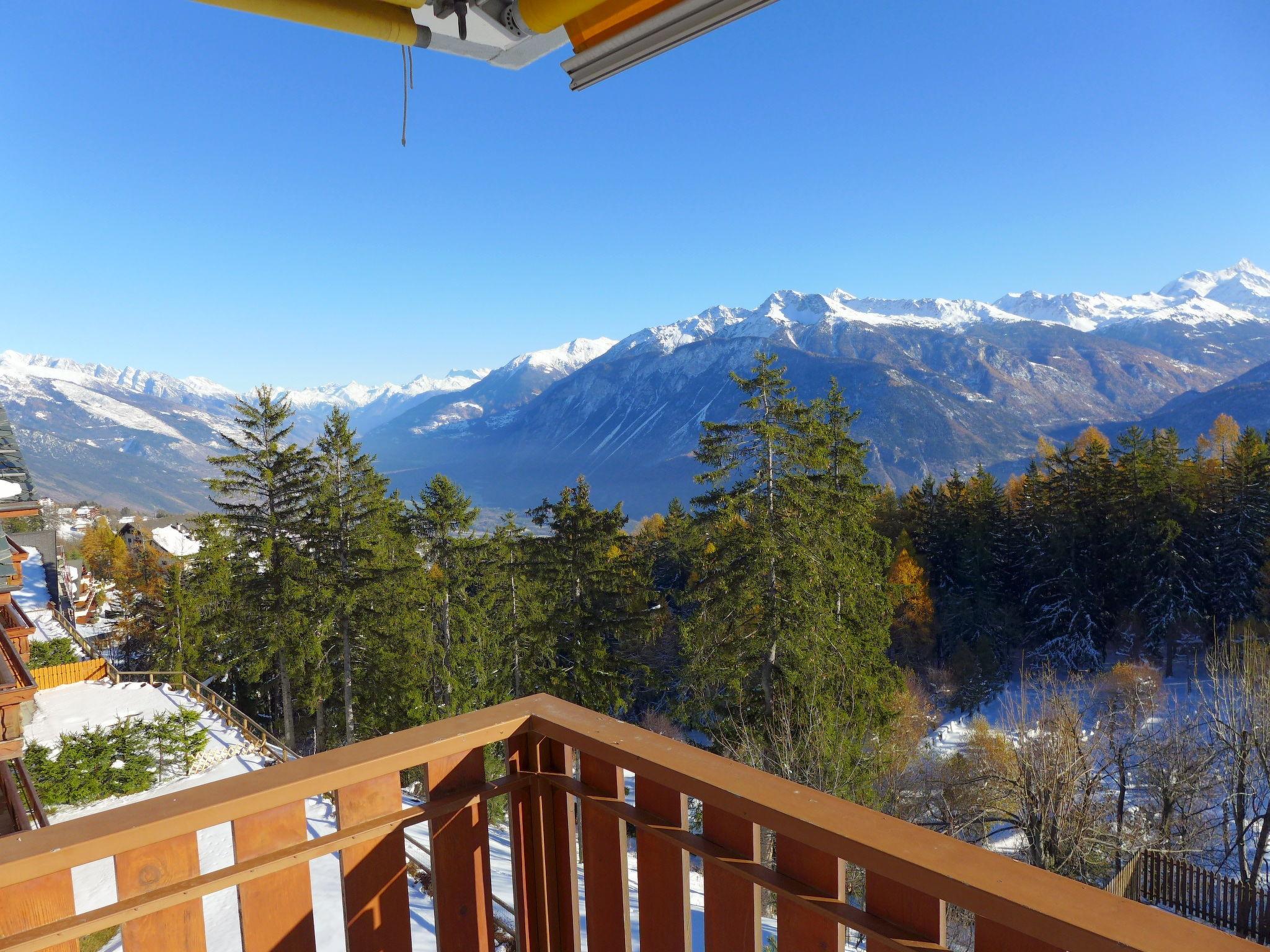 Foto 23 - Appartamento con 2 camere da letto a Crans-Montana con vista sulle montagne