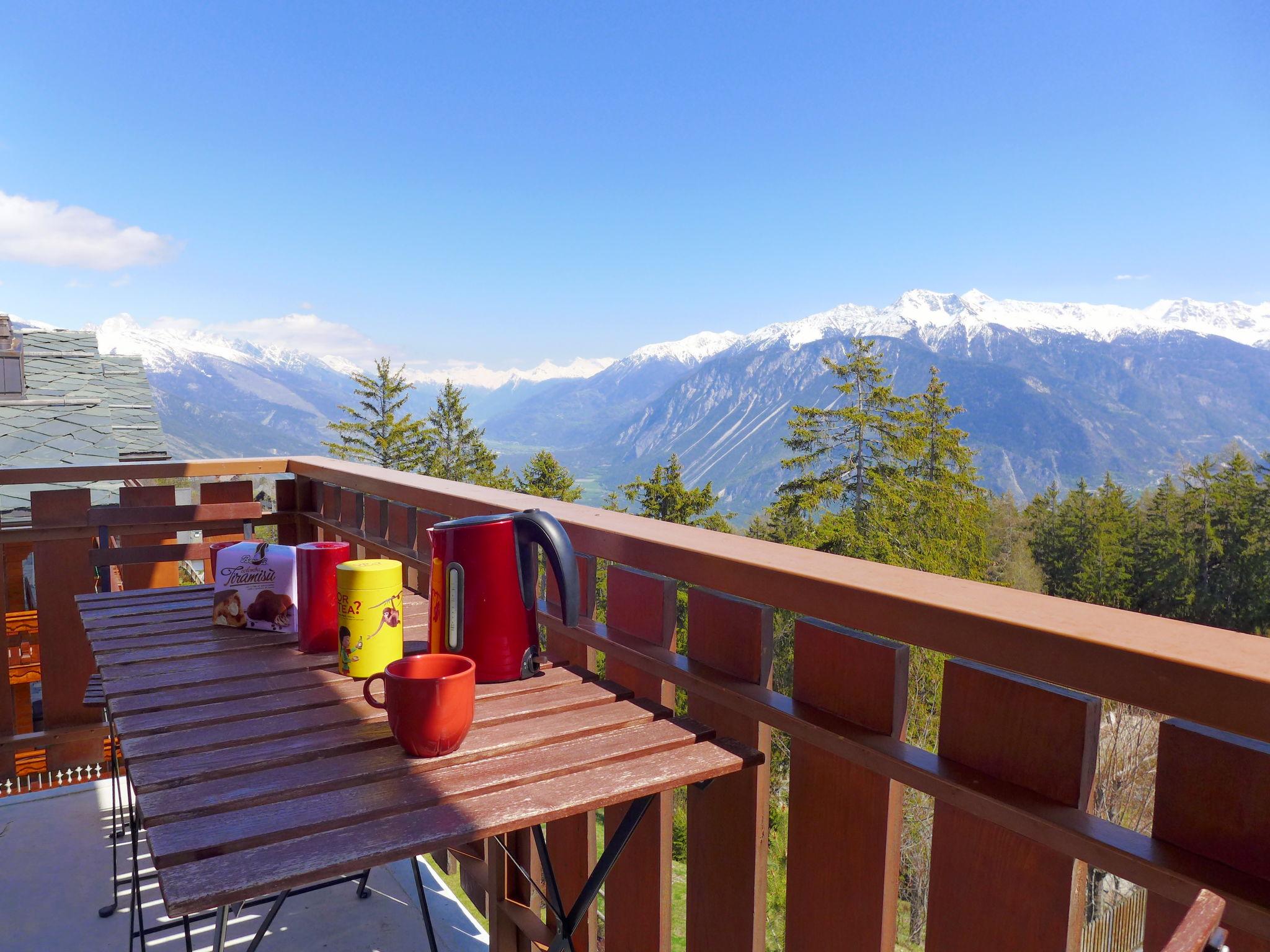 Foto 20 - Apartamento de 2 habitaciones en Crans-Montana con vistas a la montaña