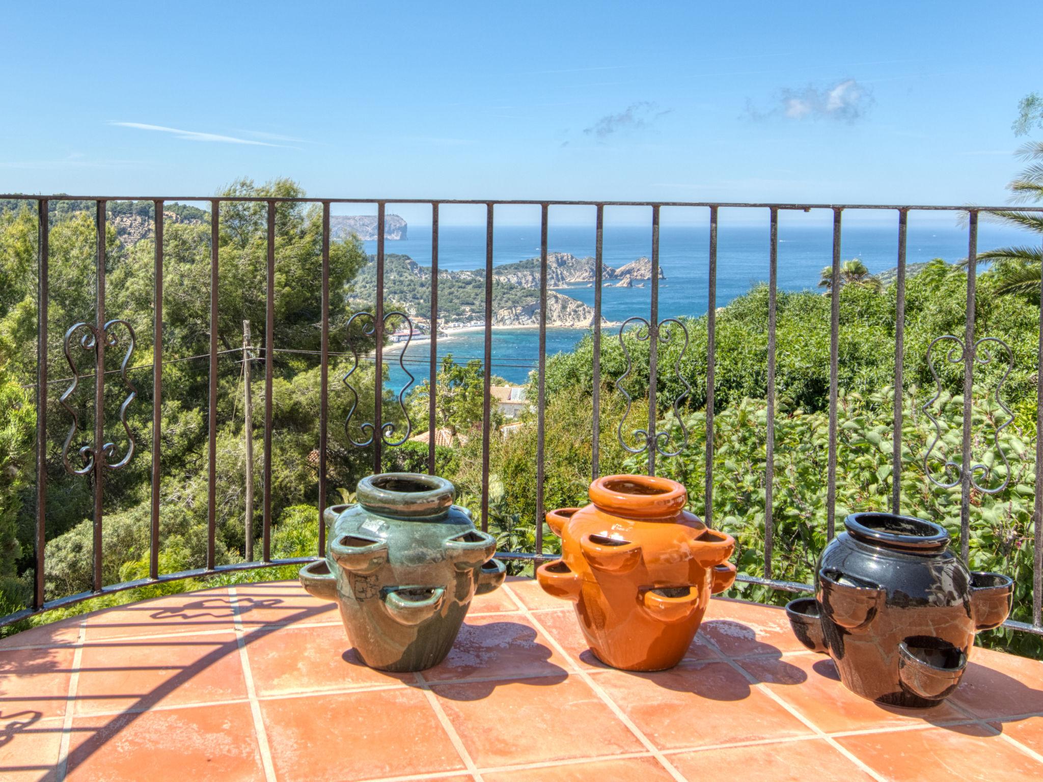 Foto 22 - Casa de 3 quartos em Jávea com piscina privada e vistas do mar