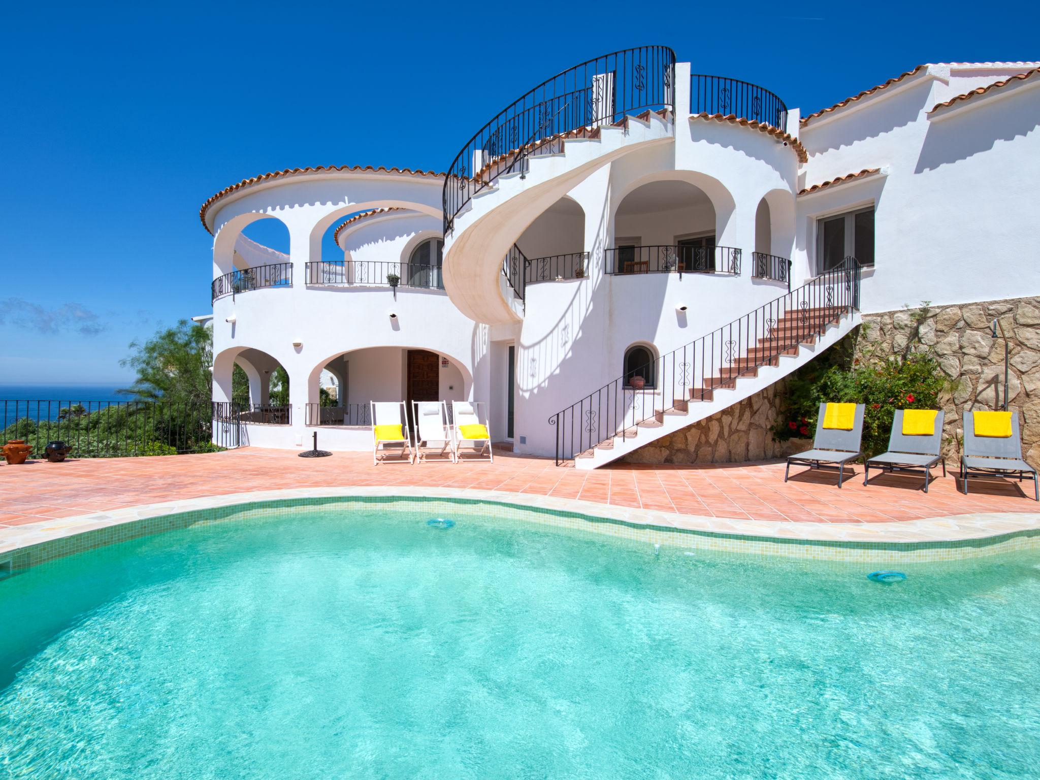 Foto 2 - Casa de 3 quartos em Jávea com piscina privada e vistas do mar