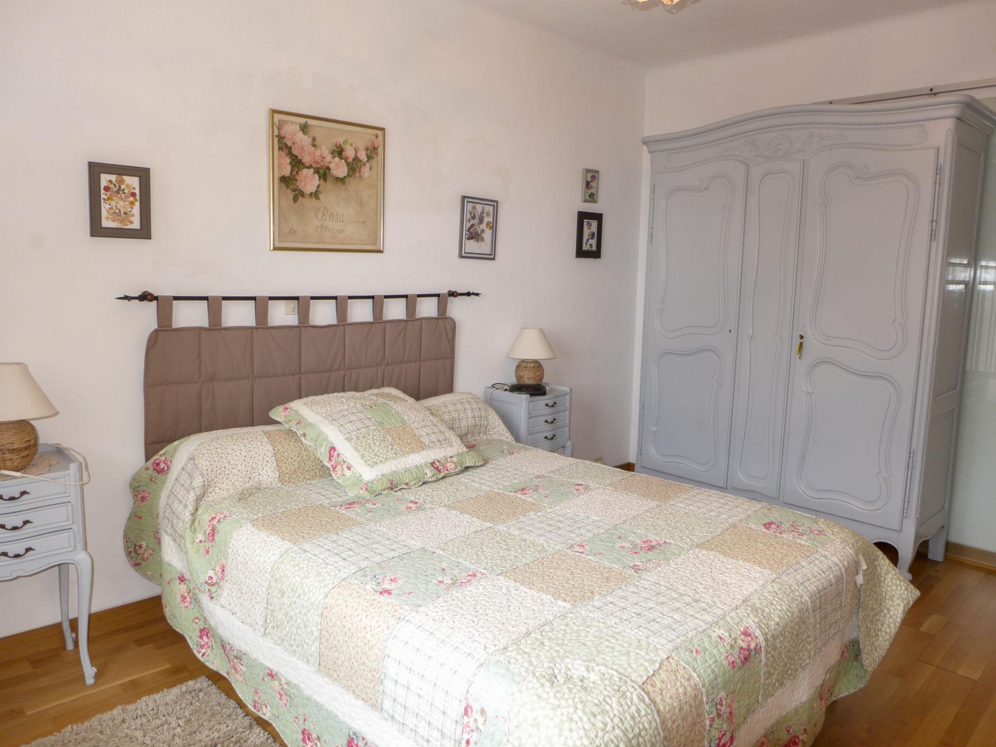 Foto 11 - Haus mit 3 Schlafzimmern in Roquebrune-sur-Argens mit terrasse und blick aufs meer