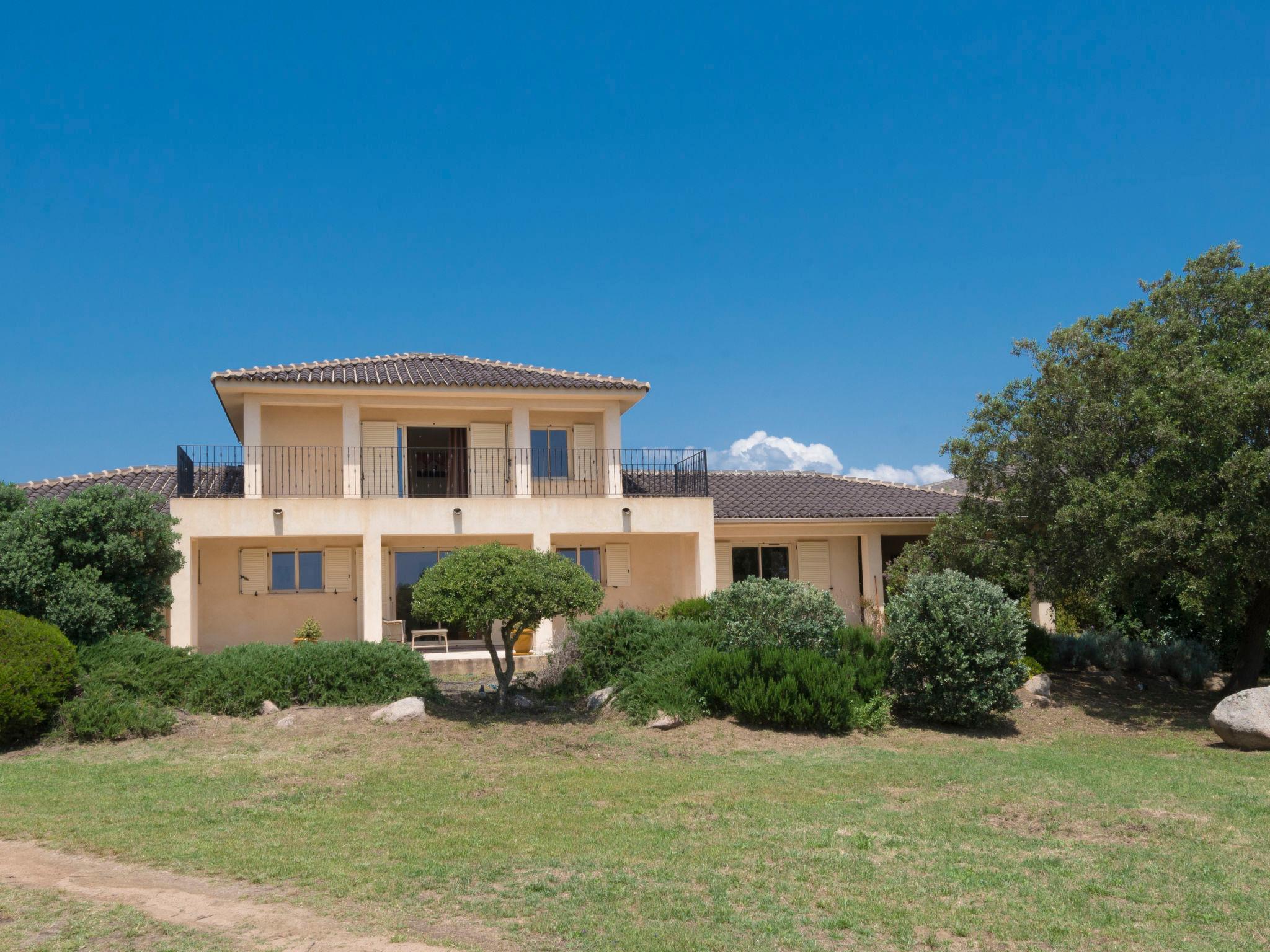 Foto 32 - Casa de 5 quartos em Pianottoli-Caldarello com piscina privada e terraço