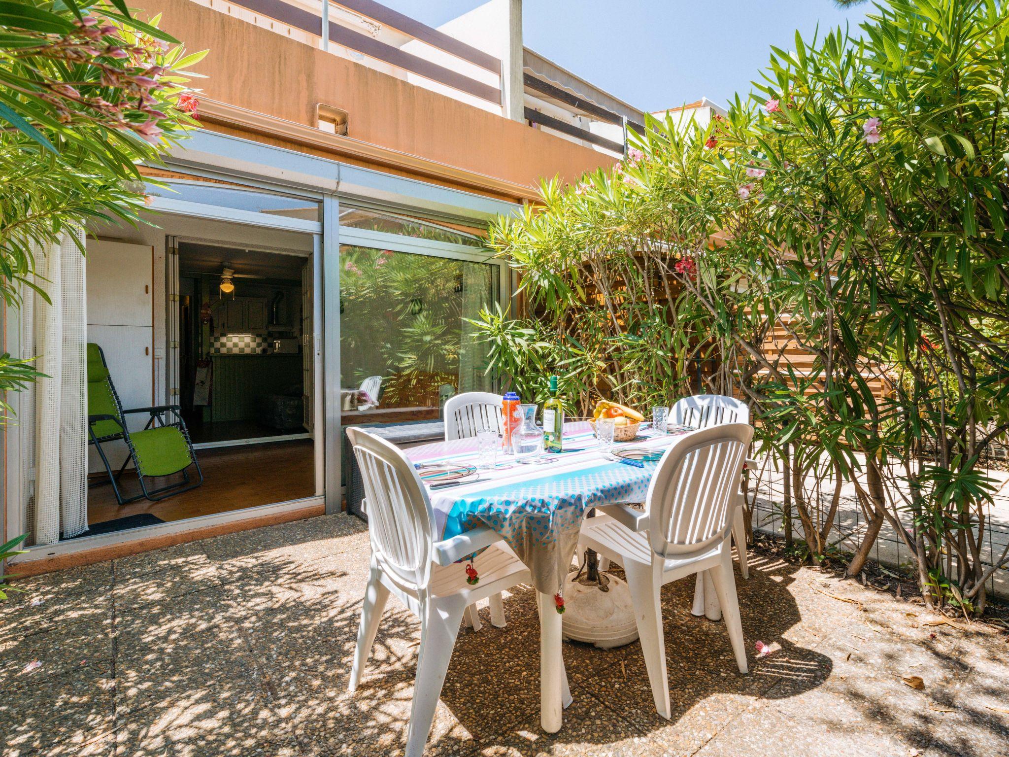 Foto 2 - Apartamento em Agde com piscina e vistas do mar