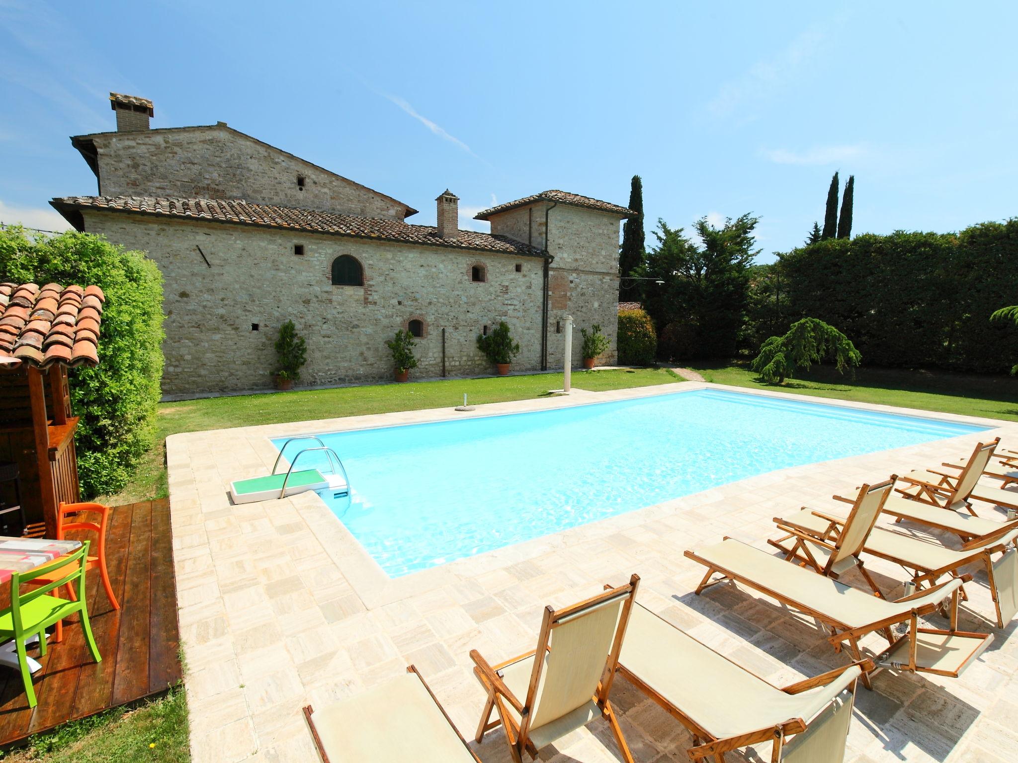 Foto 1 - Apartamento de 1 habitación en Rapolano Terme con piscina y jardín