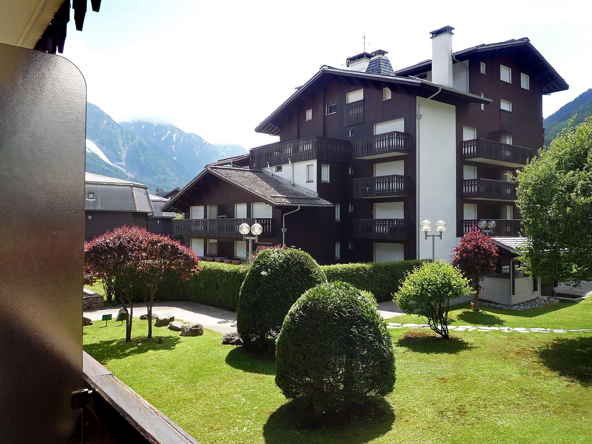 Foto 12 - Apartamento de 1 habitación en Chamonix-Mont-Blanc con vistas a la montaña