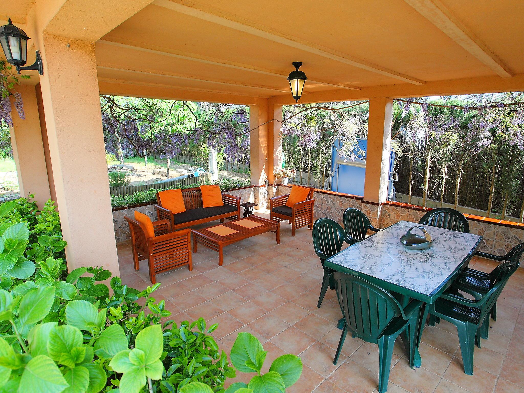 Photo 3 - 3 bedroom House in Vidreres with private pool and garden