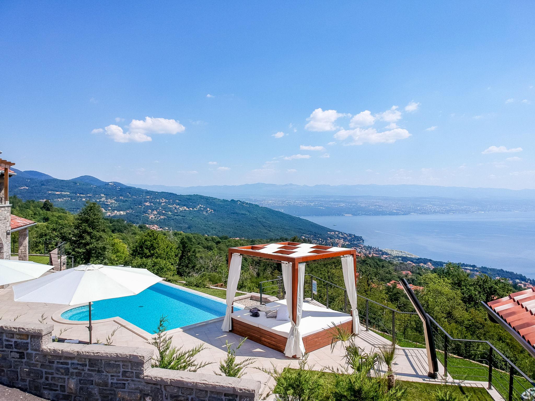 Photo 2 - 4 bedroom House in Opatija with private pool and sea view