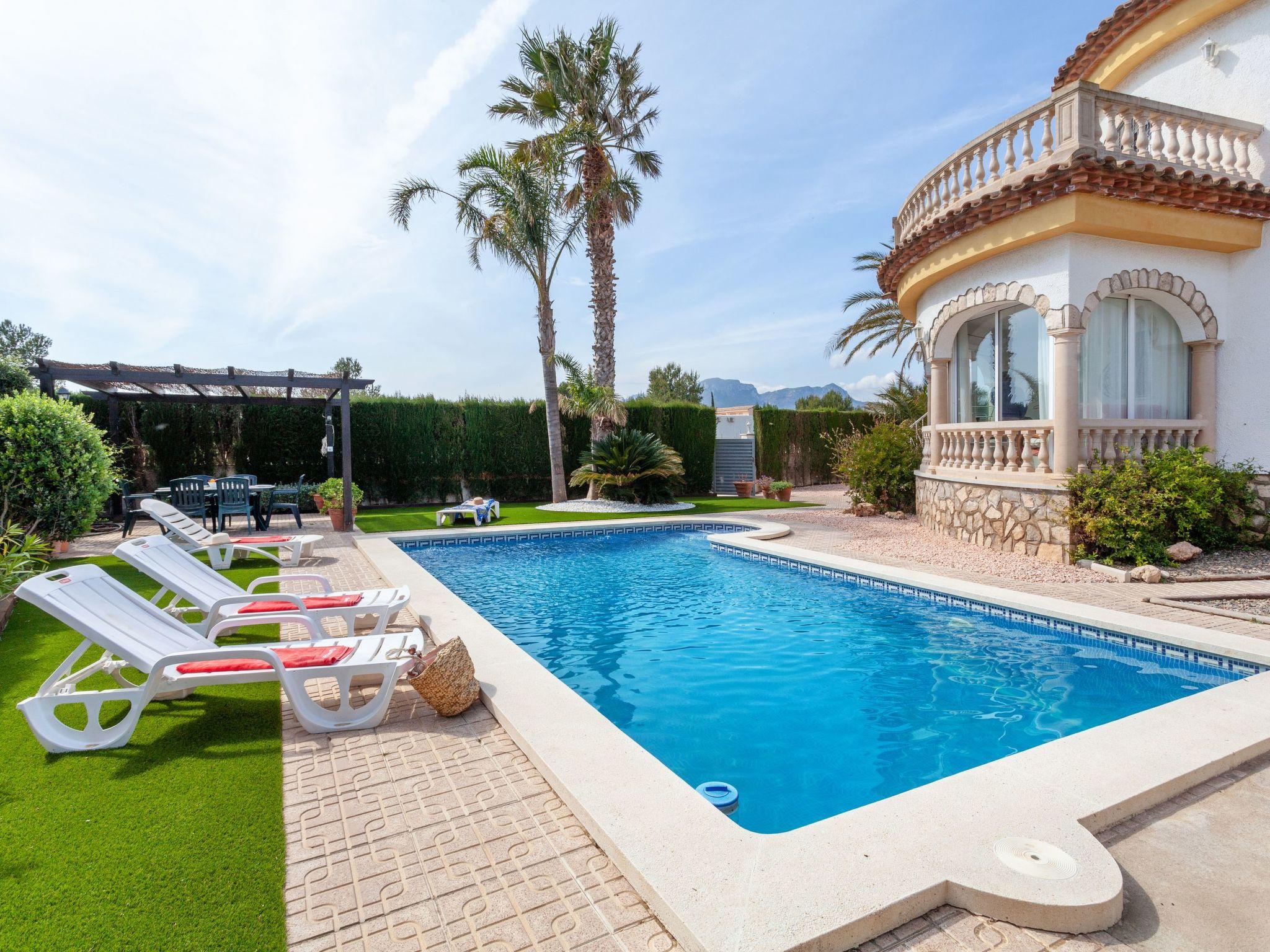 Photo 17 - Maison de 3 chambres à Mont-roig del Camp avec piscine privée et jardin