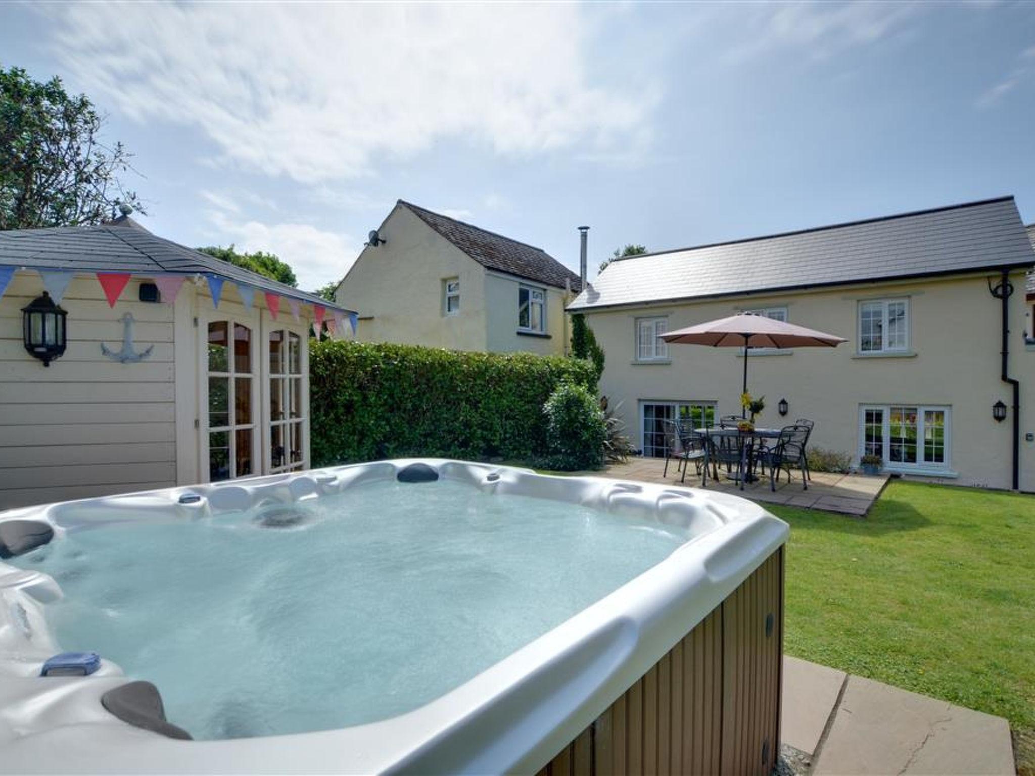 Photo 1 - 3 bedroom House in Braunton with garden and hot tub