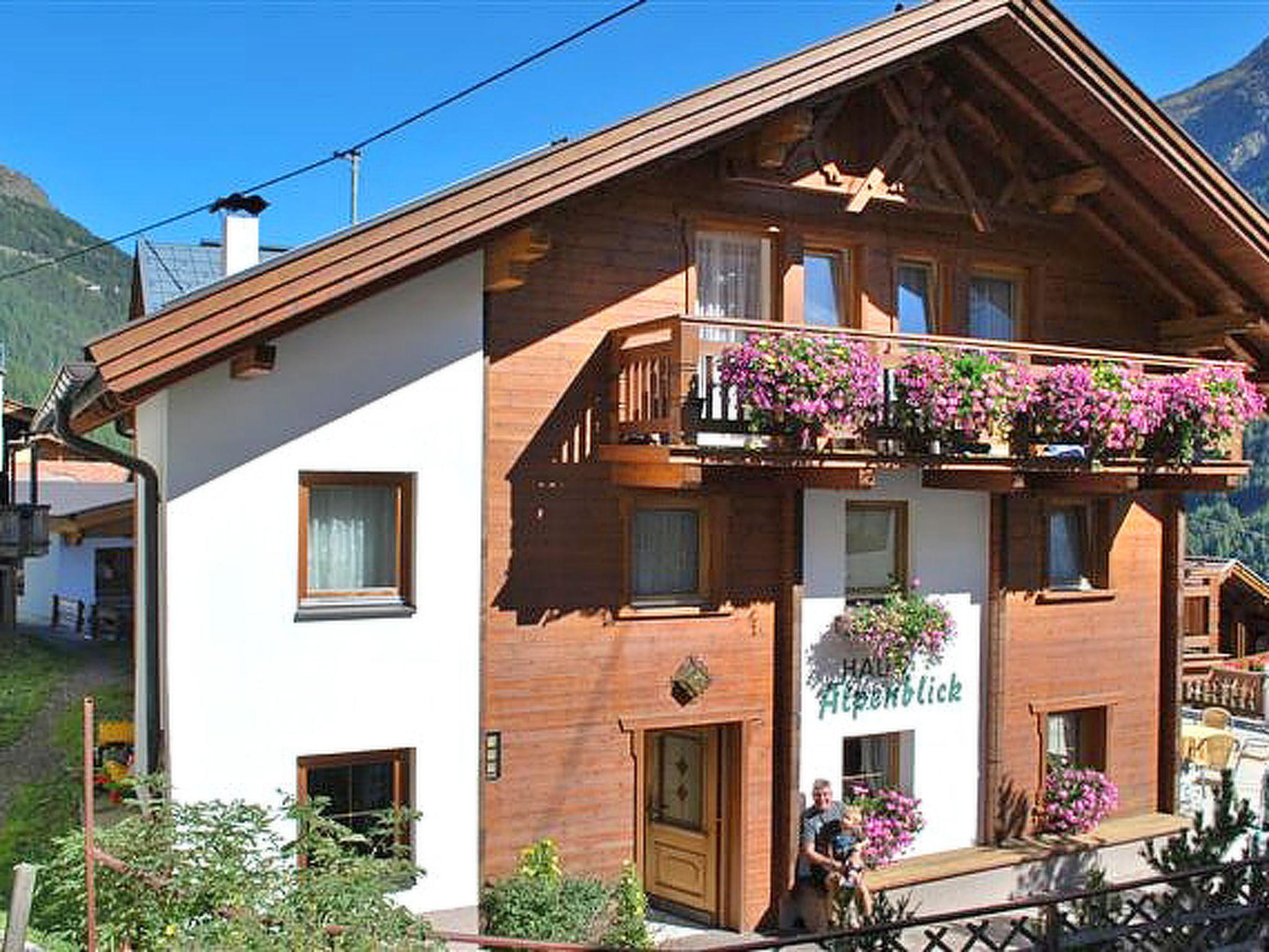 Photo 1 - Appartement de 4 chambres à Sölden avec terrasse et vues sur la montagne