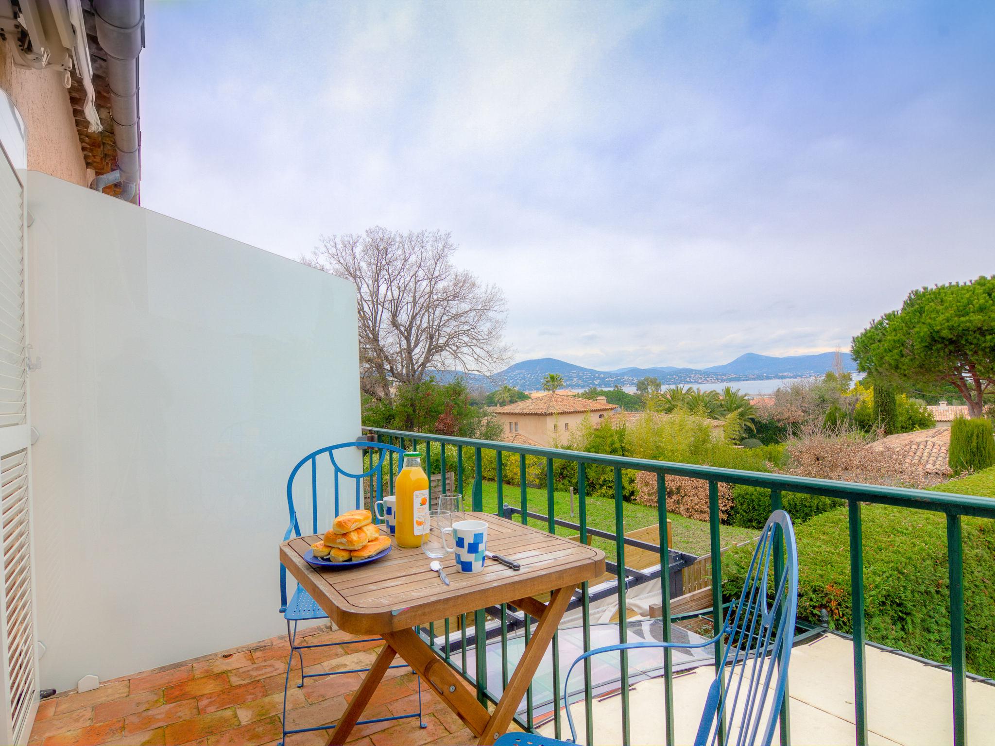 Foto 9 - Apartamento em Saint-Tropez com vistas do mar