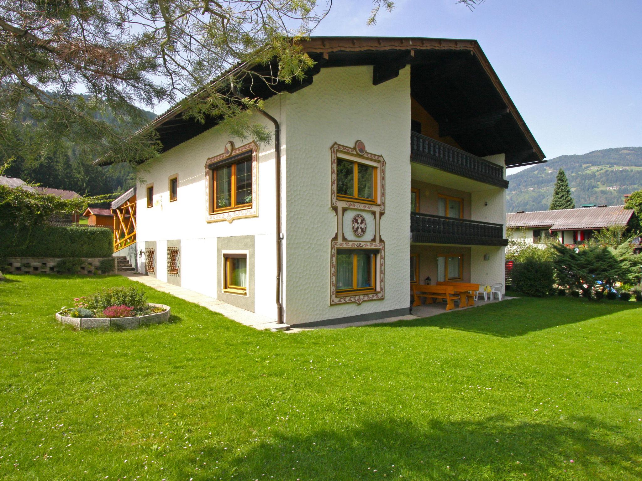 Foto 1 - Casa de 6 quartos em Radenthein com jardim e vista para a montanha