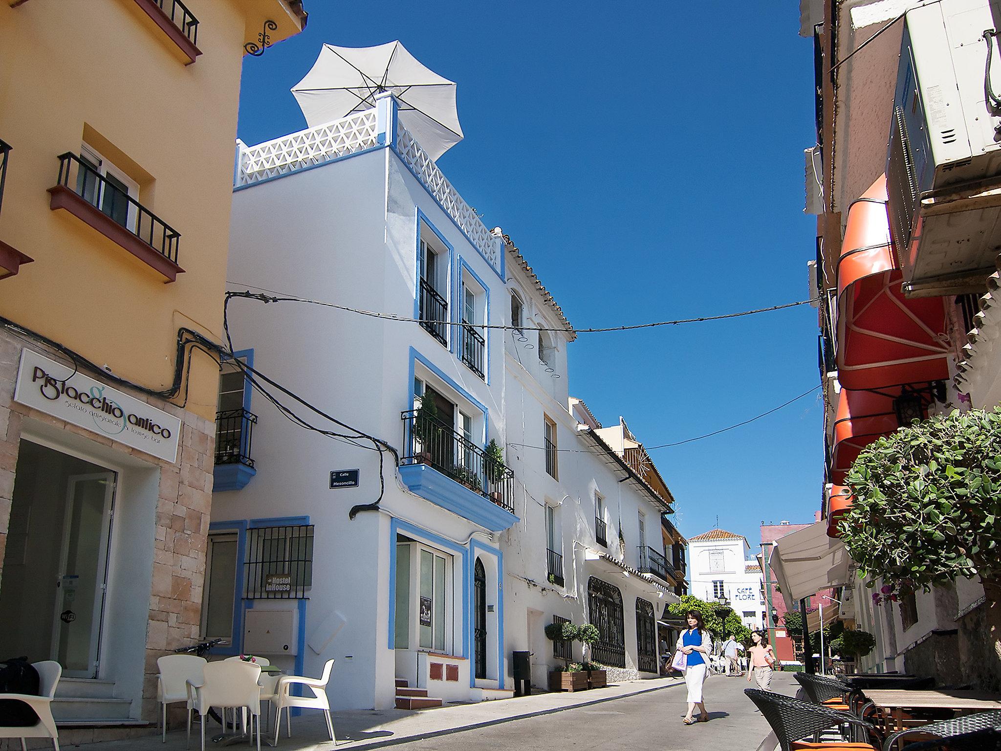 Foto 18 - Casa de 2 quartos em Marbella com terraço e vistas do mar