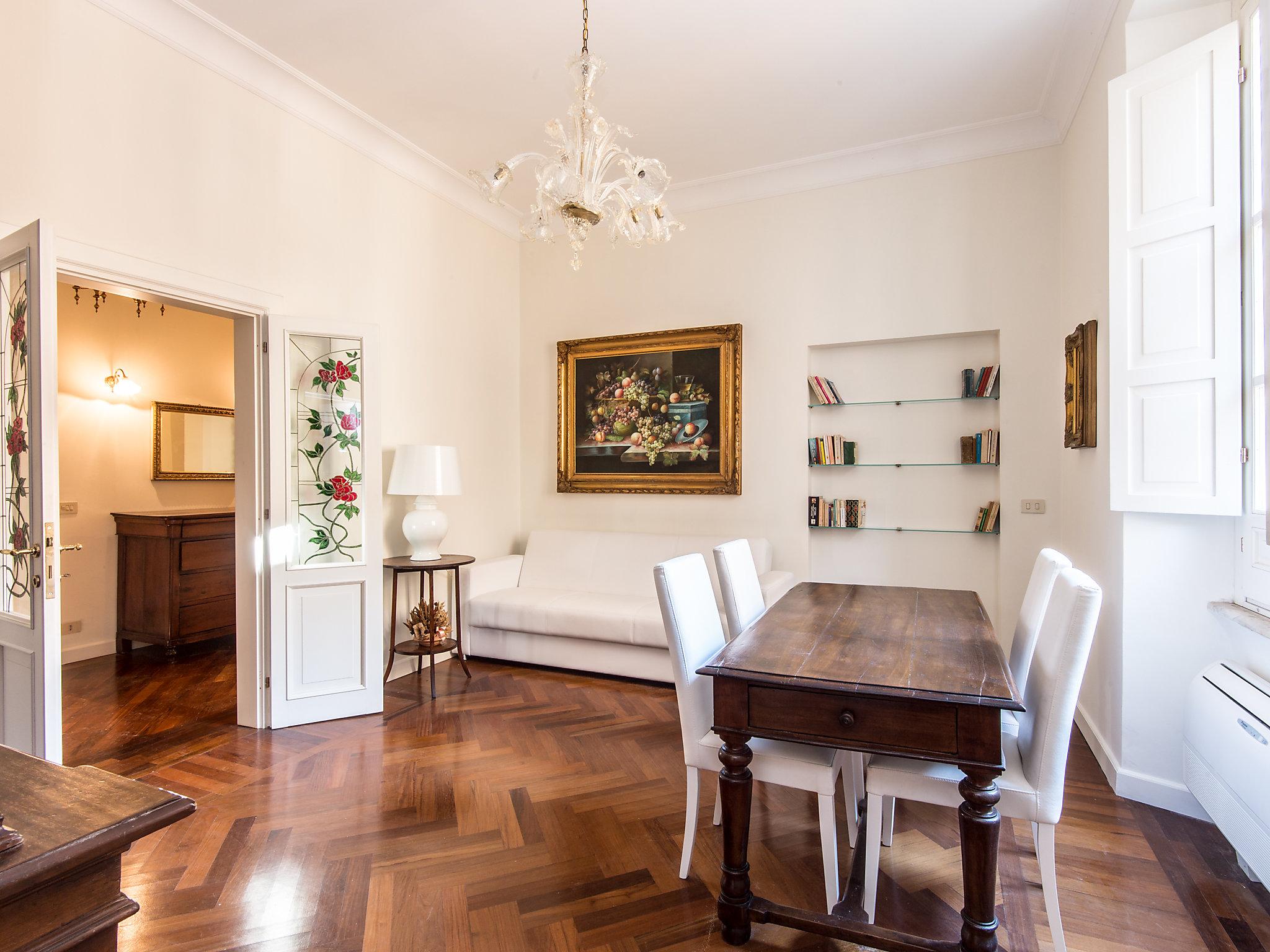 Photo 1 - 4 bedroom Apartment in Rome