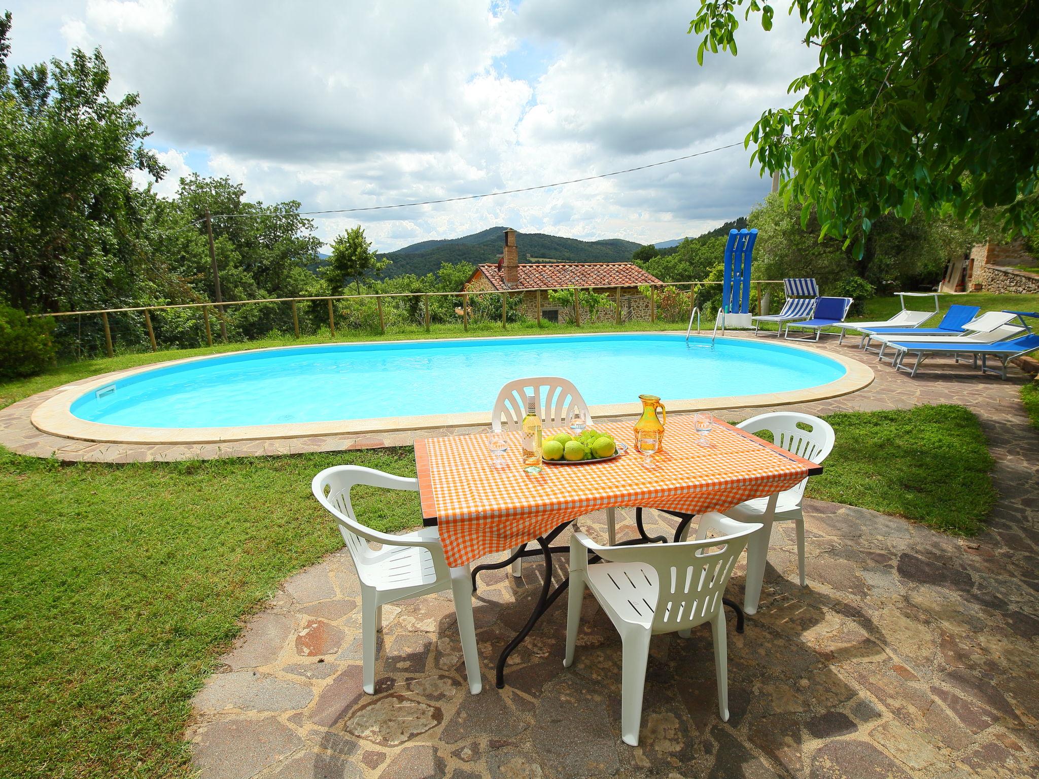 Foto 5 - Casa con 2 camere da letto a Umbertide con piscina e giardino