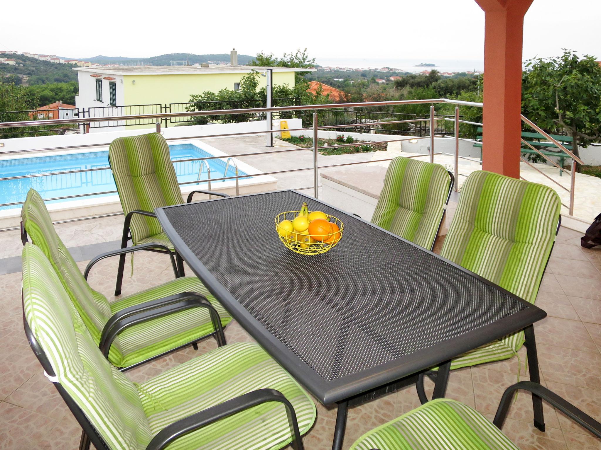 Photo 17 - 3 bedroom House in Rogoznica with private pool and sea view