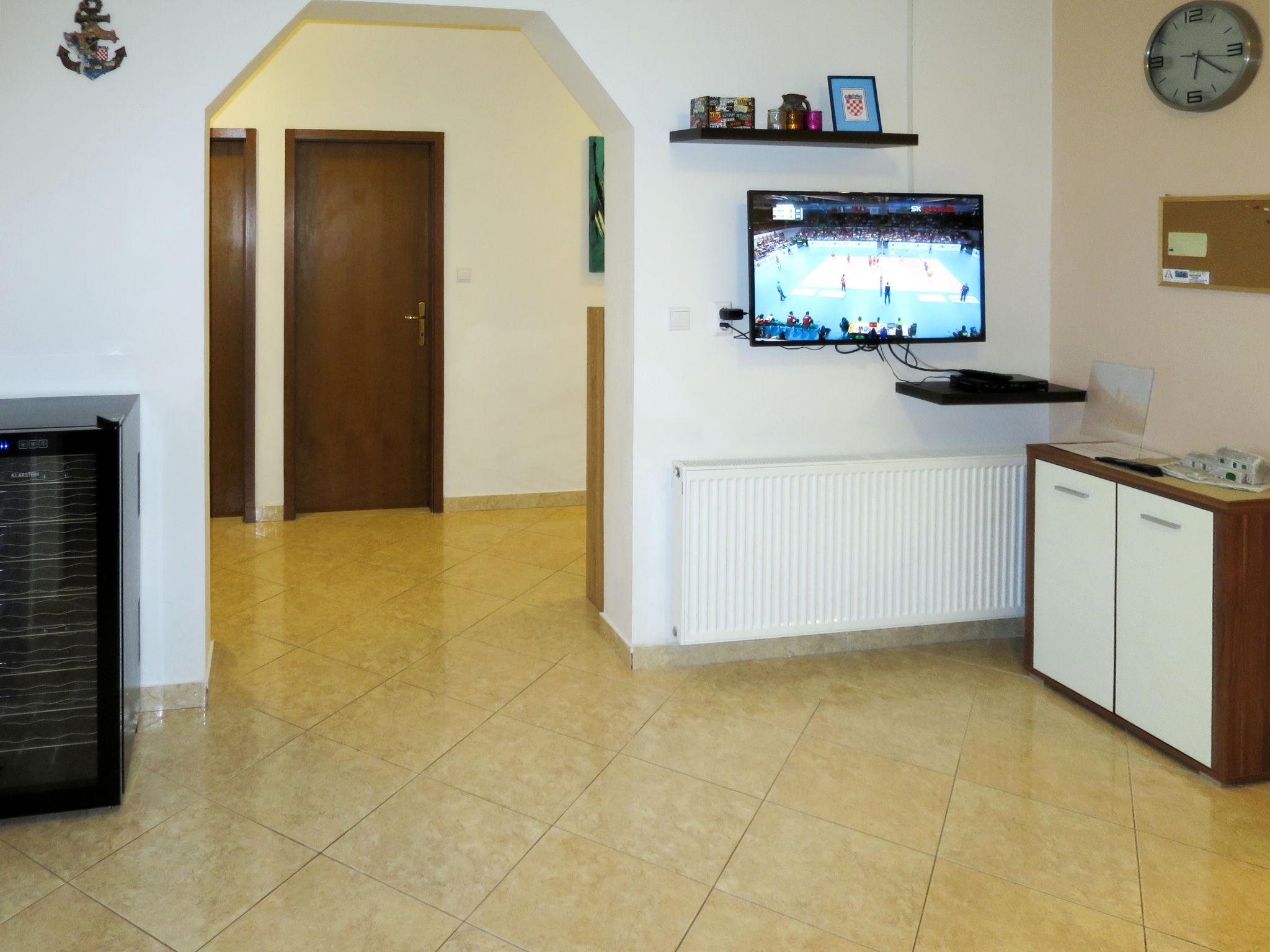 Photo 5 - 3 bedroom House in Rogoznica with private pool and sea view