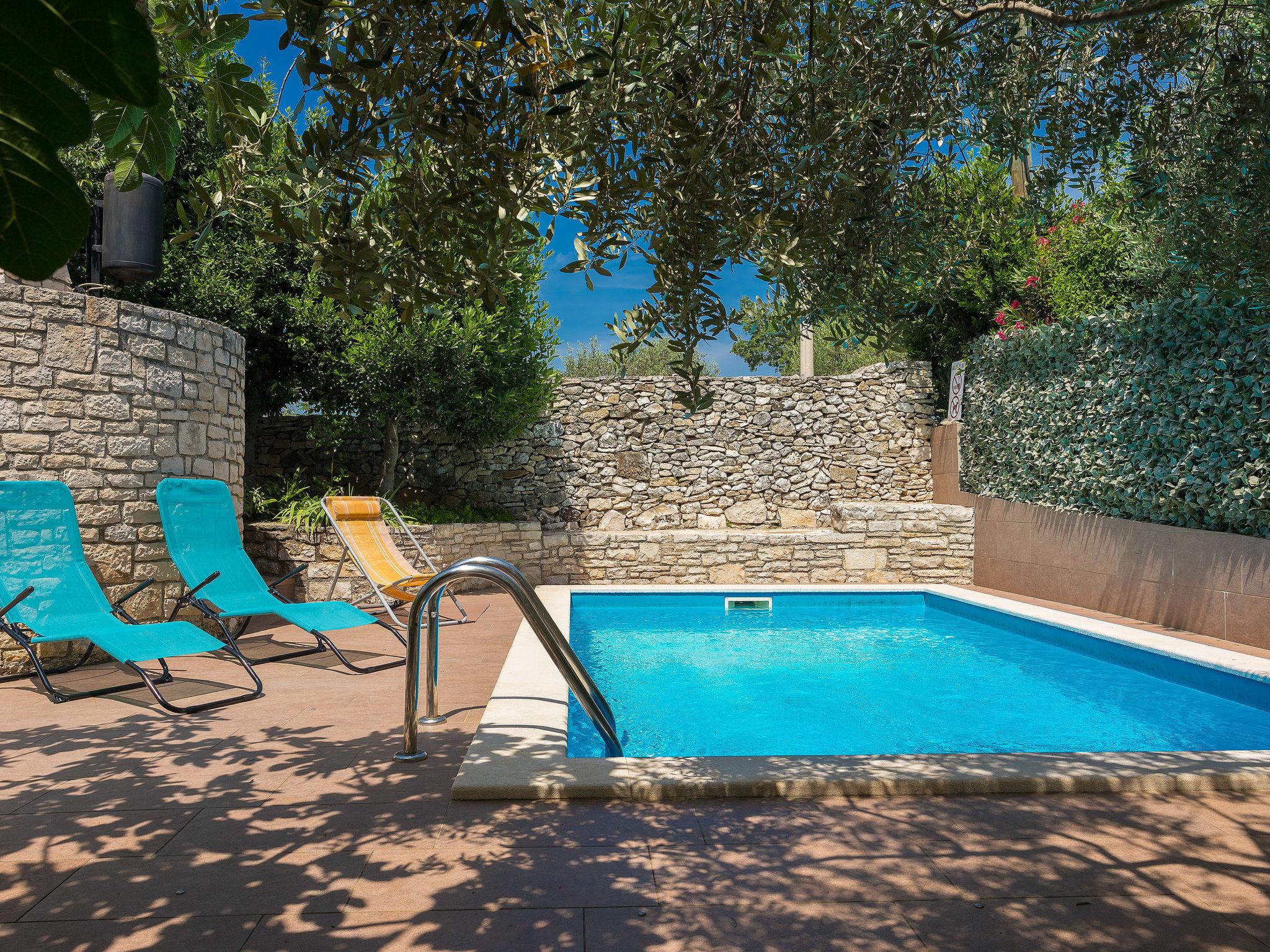 Photo 20 - Maison de 2 chambres à Marčana avec piscine et vues à la mer