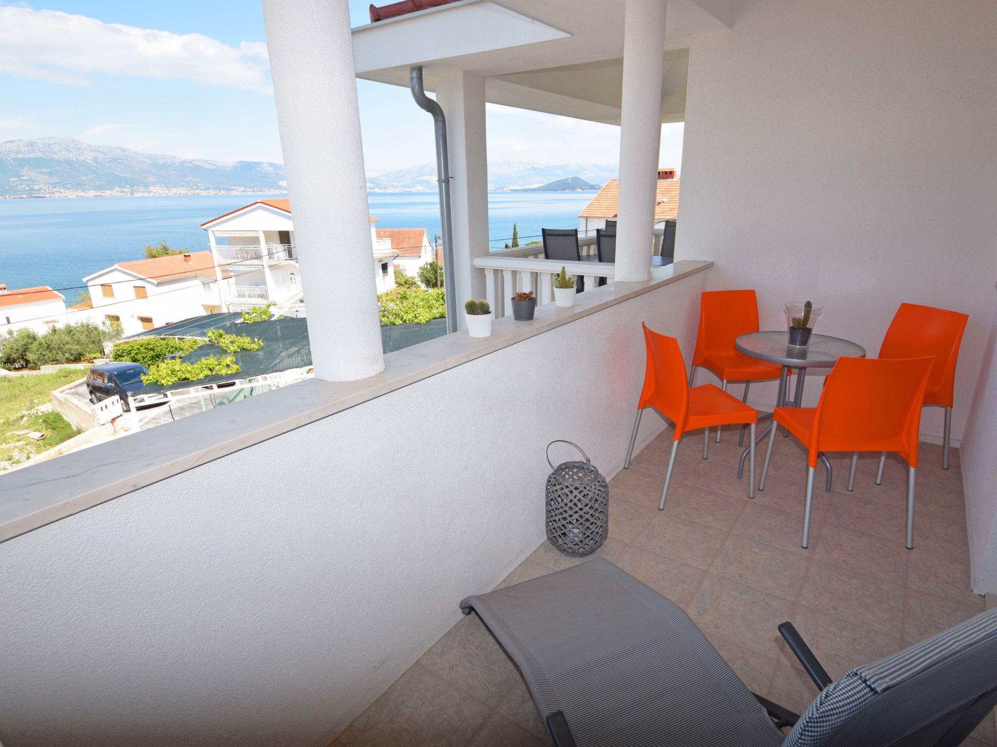 Foto 16 - Apartment mit 2 Schlafzimmern in Split mit terrasse und blick aufs meer