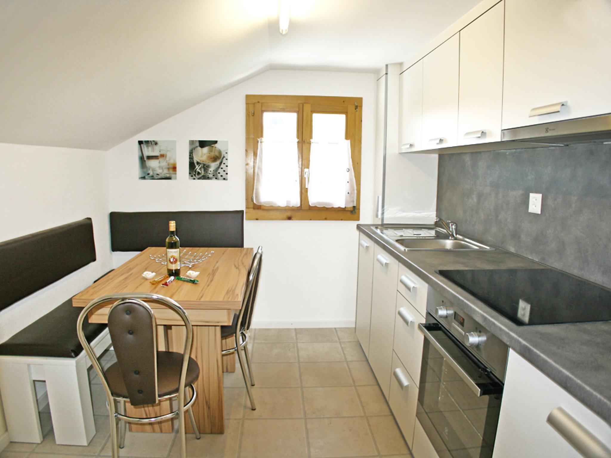 Photo 3 - 2 bedroom Apartment in Grächen with garden and mountain view