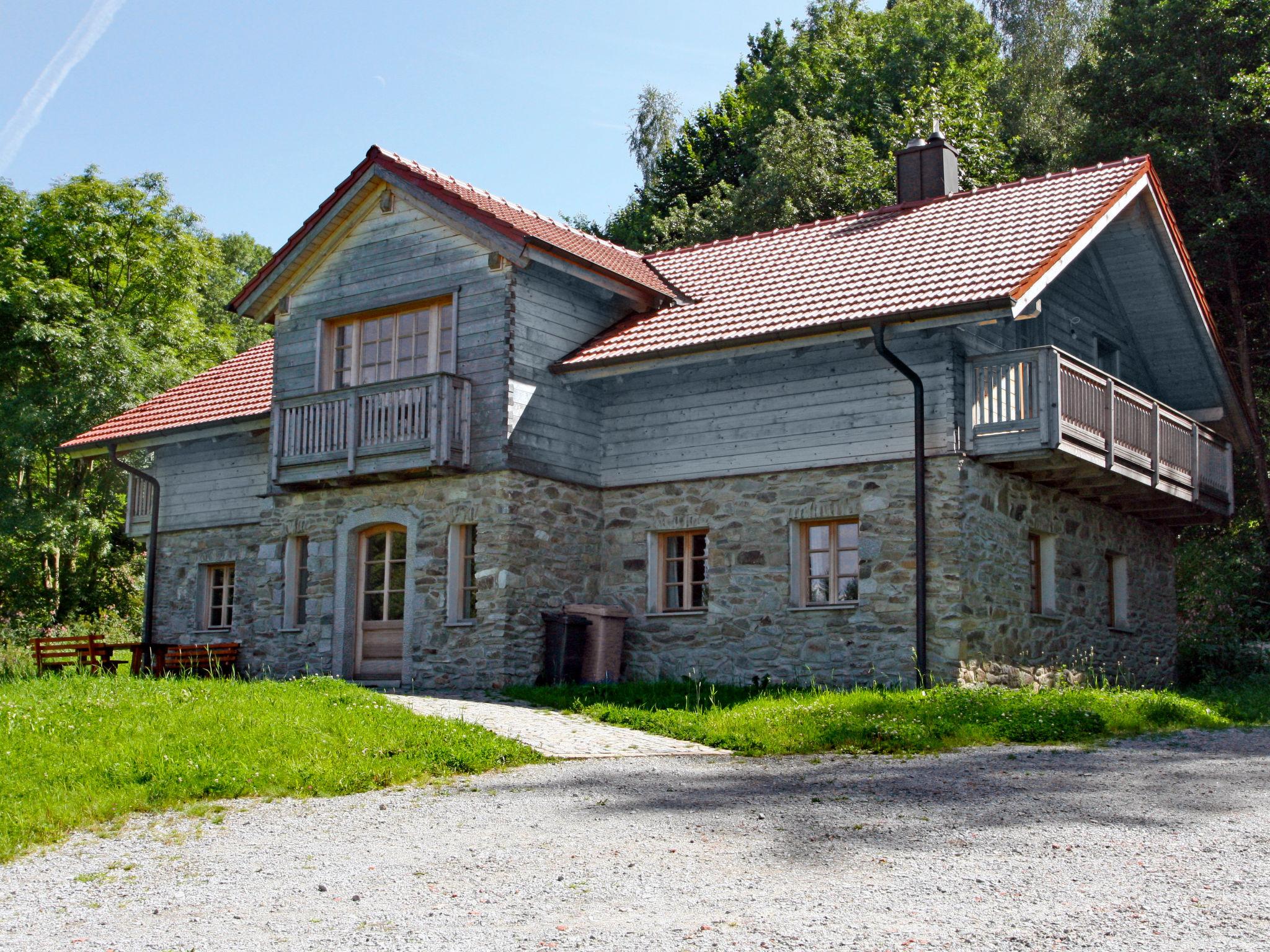 Photo 1 - Maison de 3 chambres à Kollnburg avec jardin et vues sur la montagne