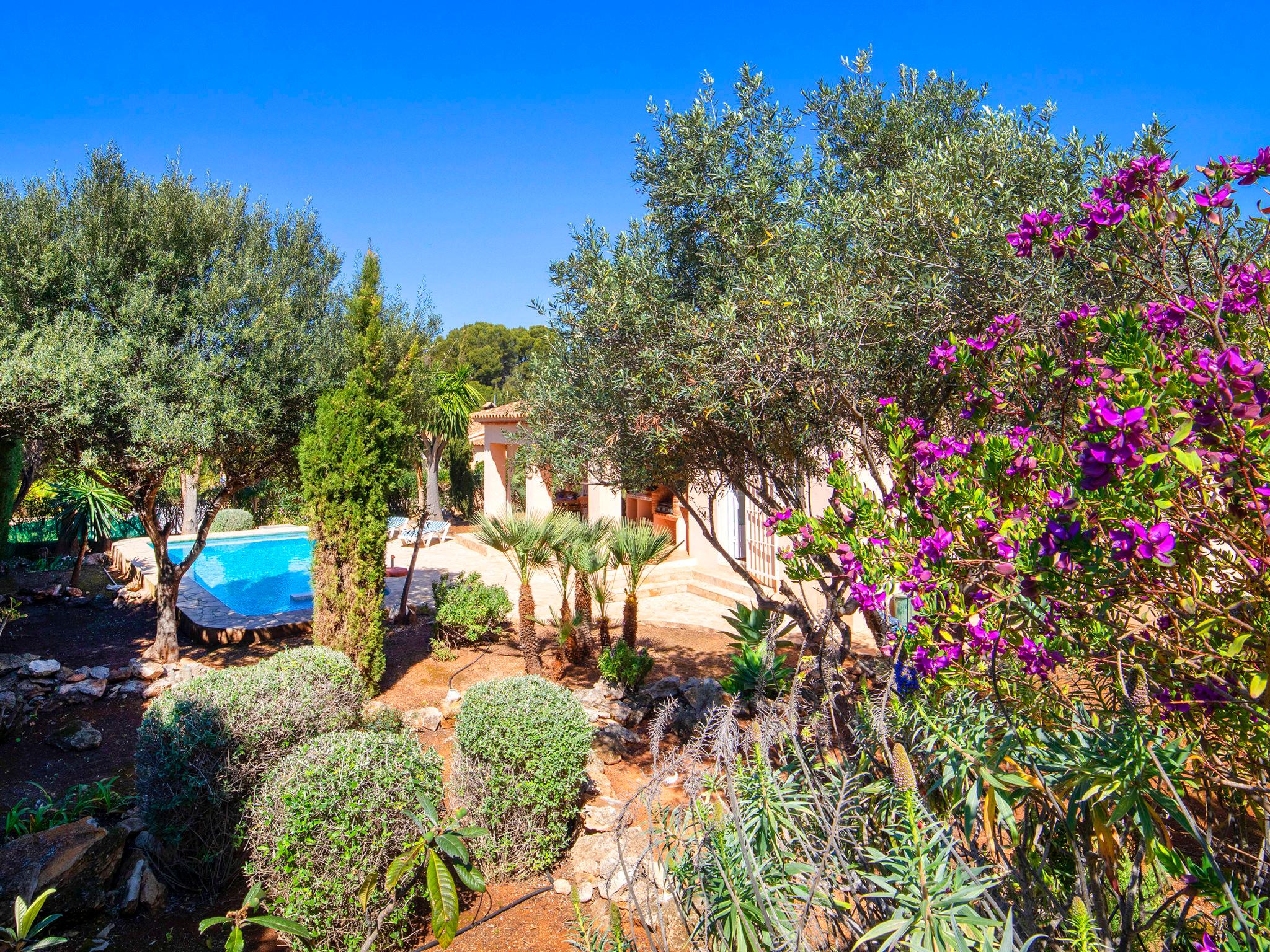 Foto 7 - Casa de 2 quartos em Calp com piscina privada e jardim