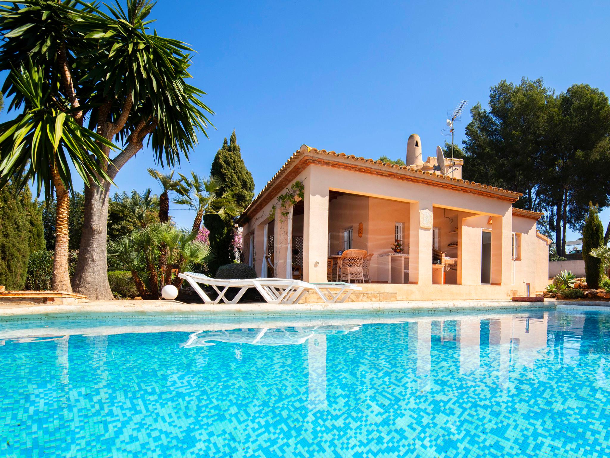 Photo 1 - Maison de 2 chambres à Calp avec piscine privée et vues à la mer