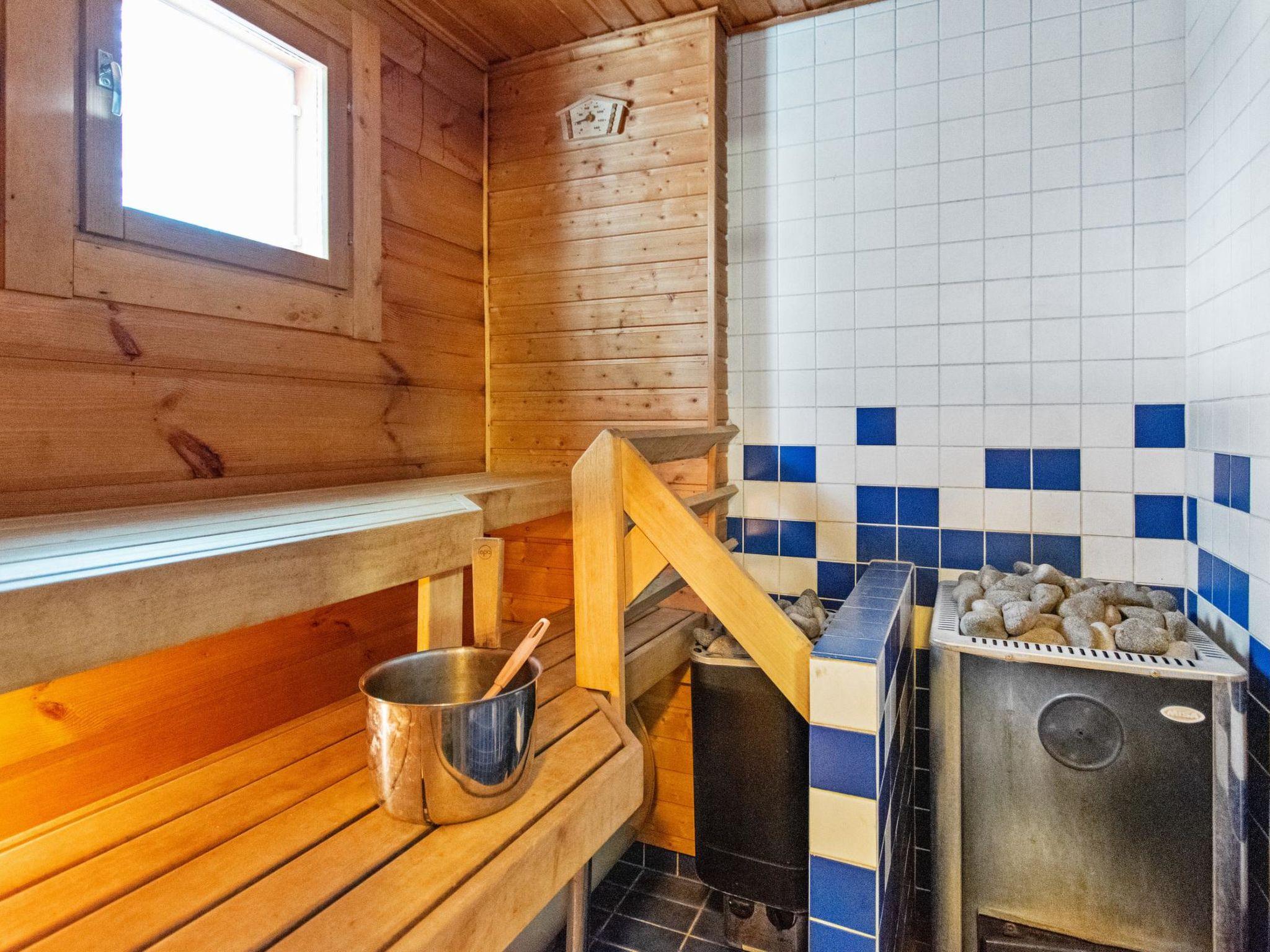 Photo 13 - 2 bedroom House in Hyrynsalmi with sauna